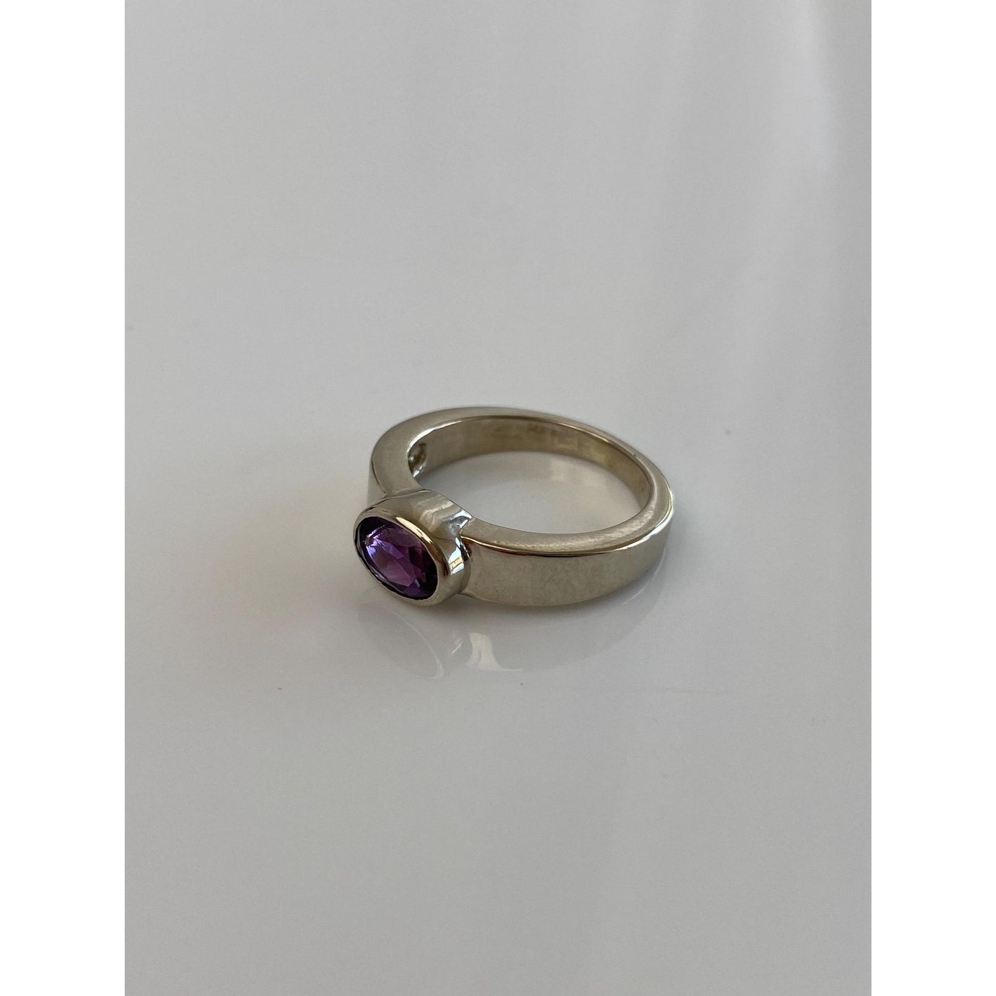 Vintage Solid 14k White Gold Amethyst Ring Band - Size 4.5