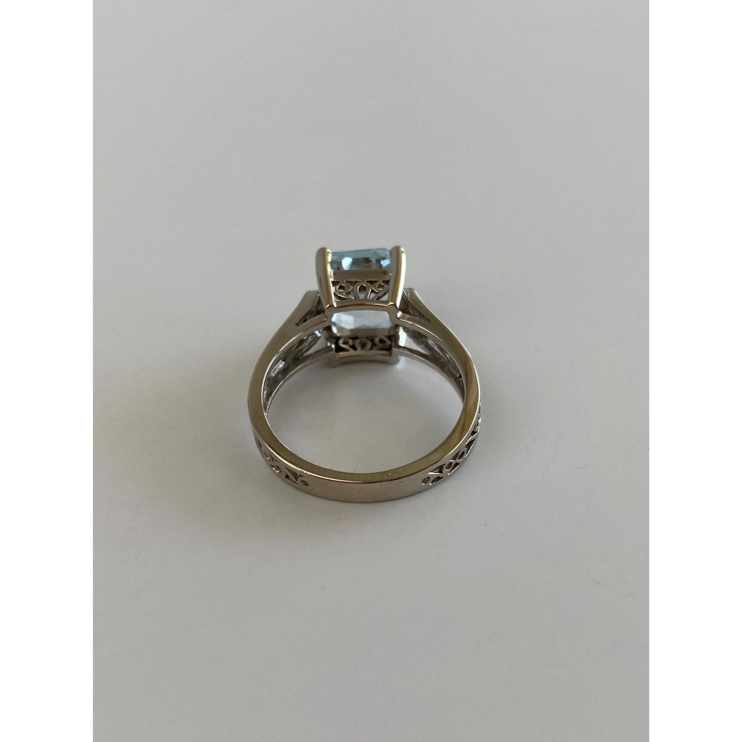 Vintage Solid 14k White Gold Diamond Aquamarine Ring - Size 5.75