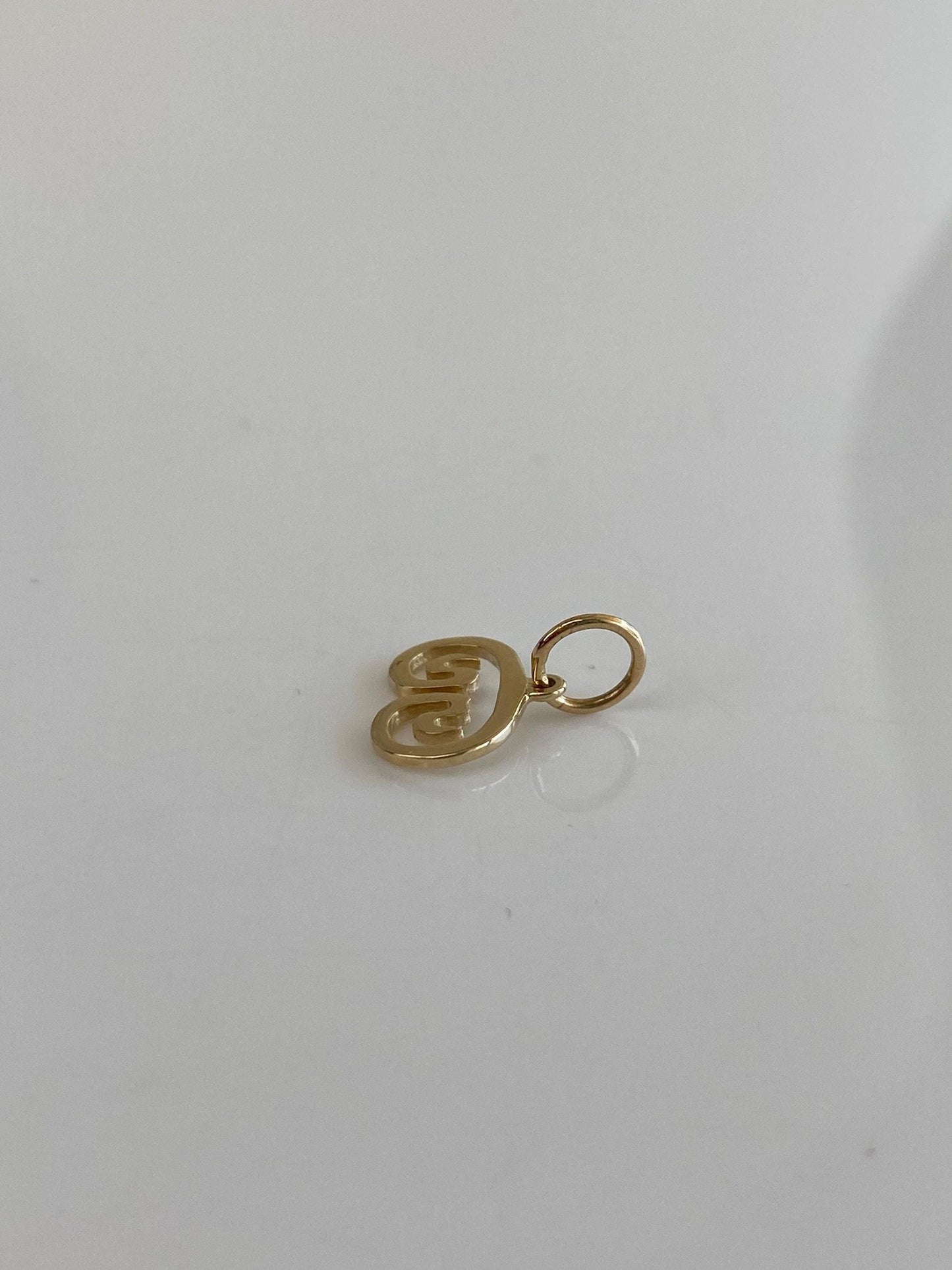 Vintage Solid 14k Yellow Gold Chinoiserie Style Swirl Charm