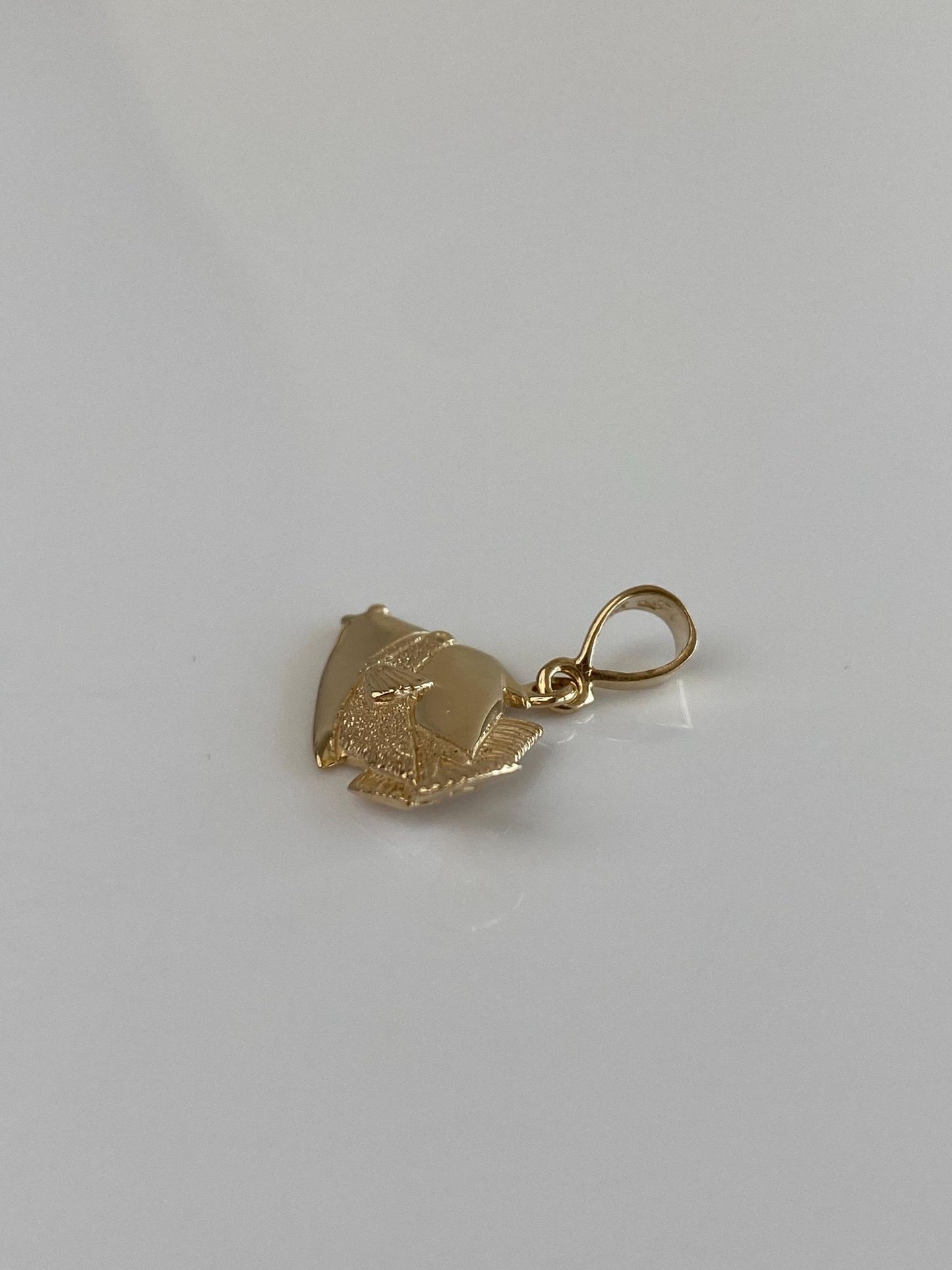 Vintage Solid 14k Yellow Gold Fish Charm