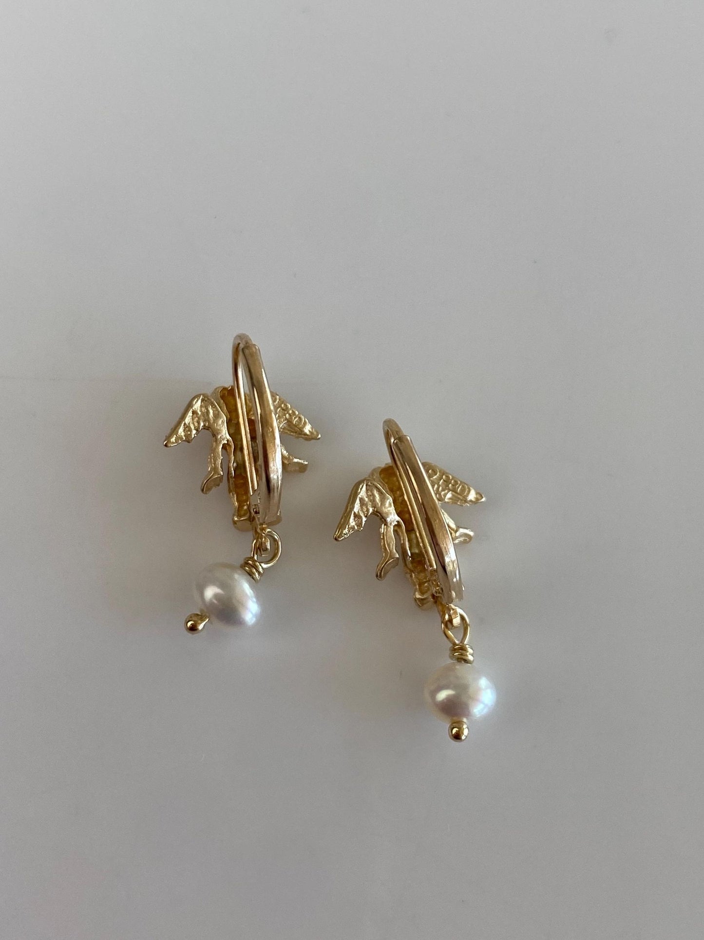 Vintage Solid 14k Yellow Gold Pearl Cherub Drop Earrings