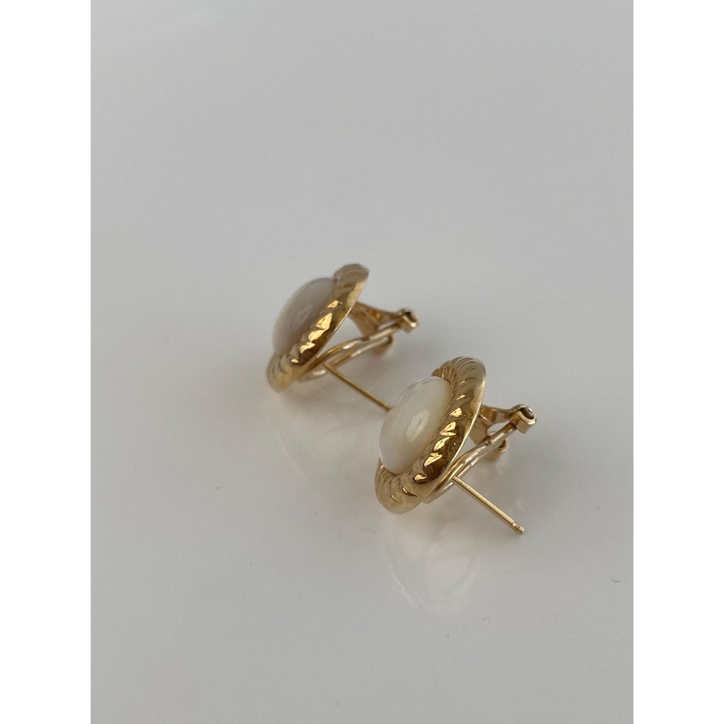 Vintage 14k Yellow Gold Mother of Pearl Twist Border Drop Earrings