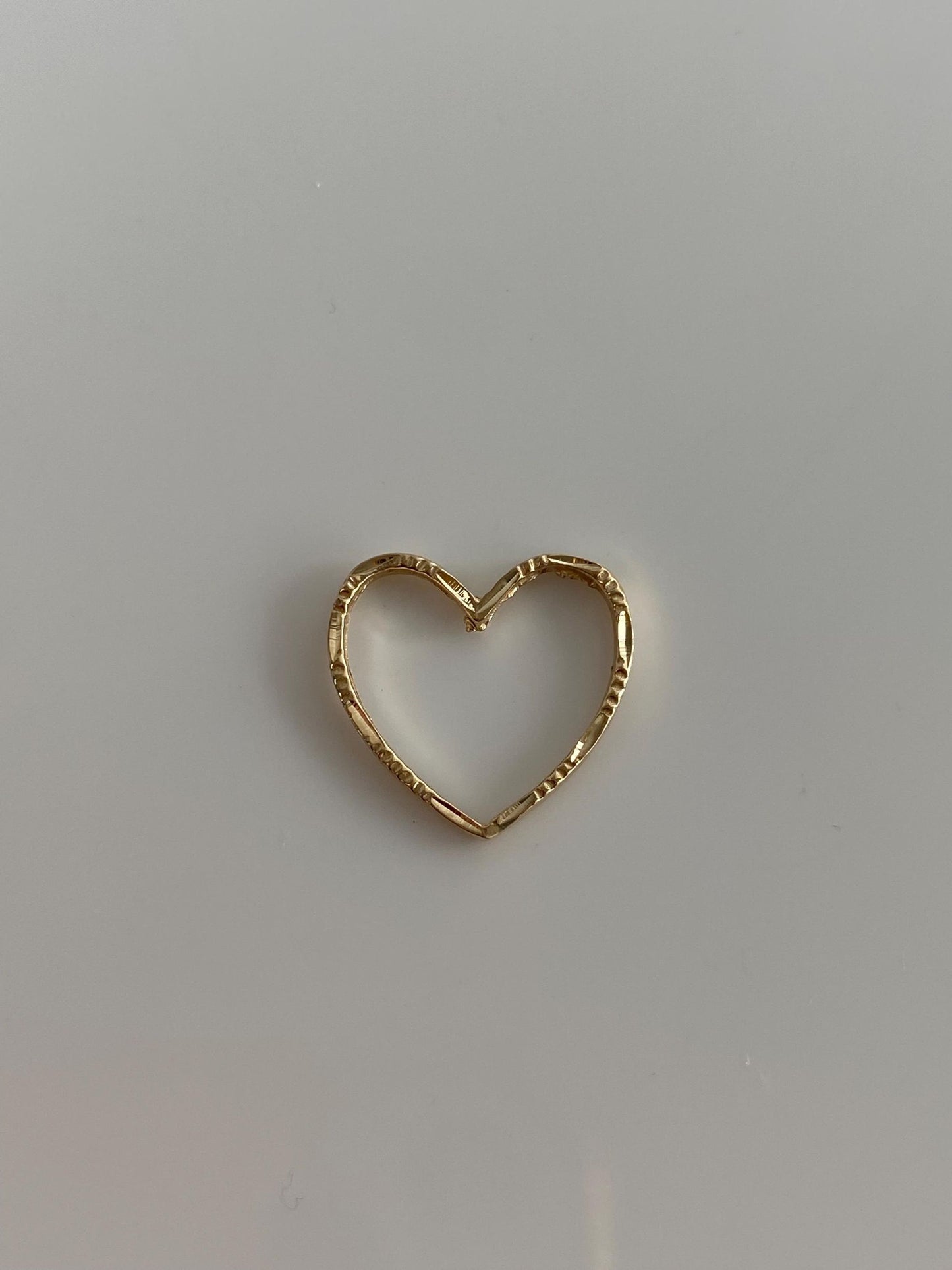 Vintage Solid 14k Yellow Gold Designed Open Heart Charm