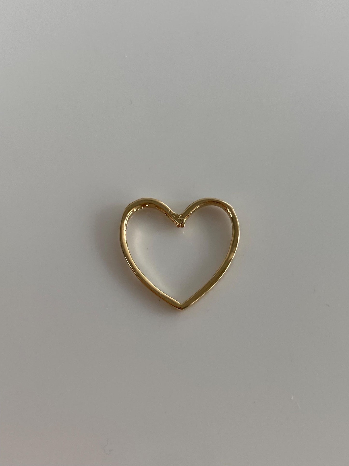 Vintage Solid 14k Yellow Gold Designed Open Heart Charm