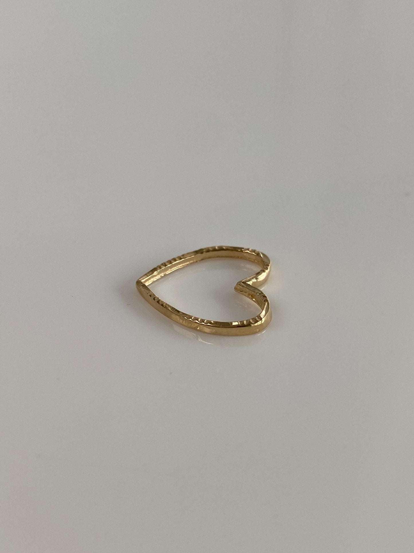 Vintage Solid 14k Yellow Gold Designed Open Heart Charm