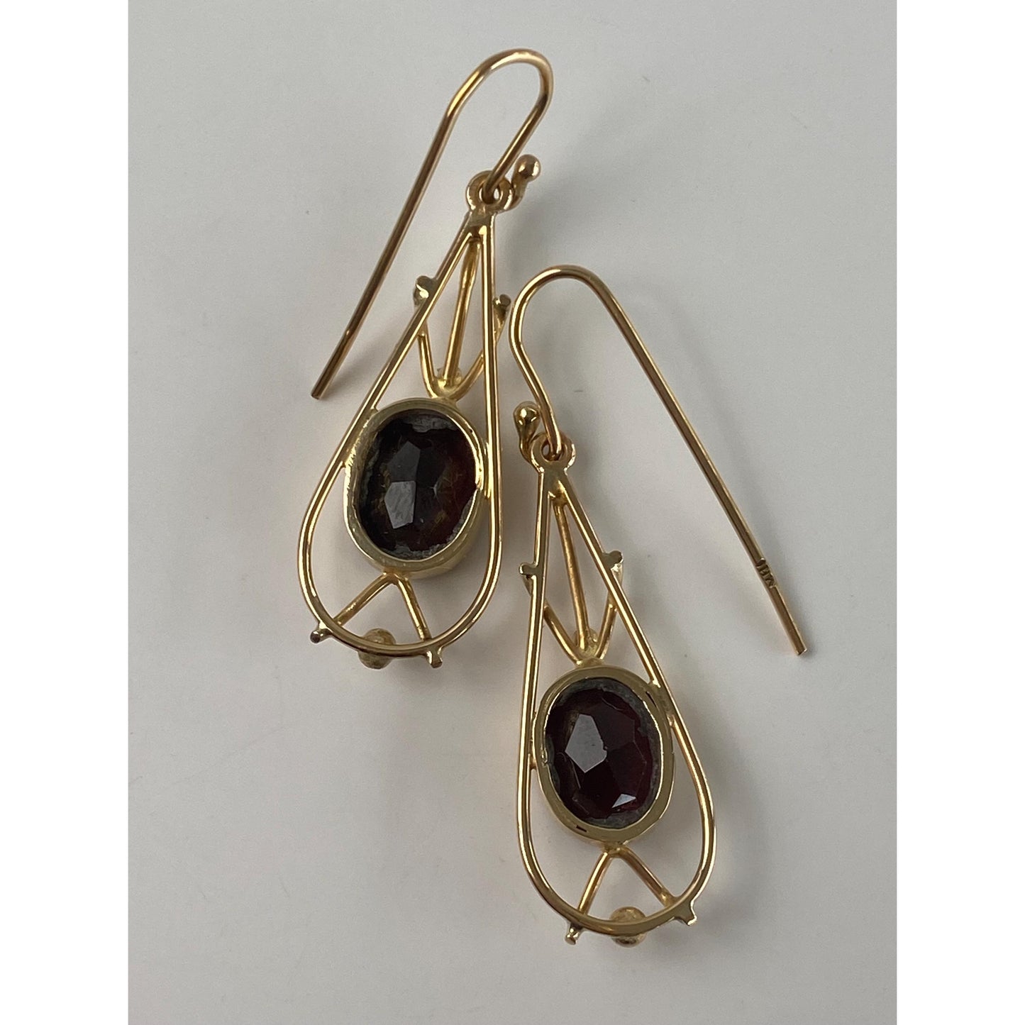 Vintage Solid 10k Yellow Gold Garnet Dangle Earrings