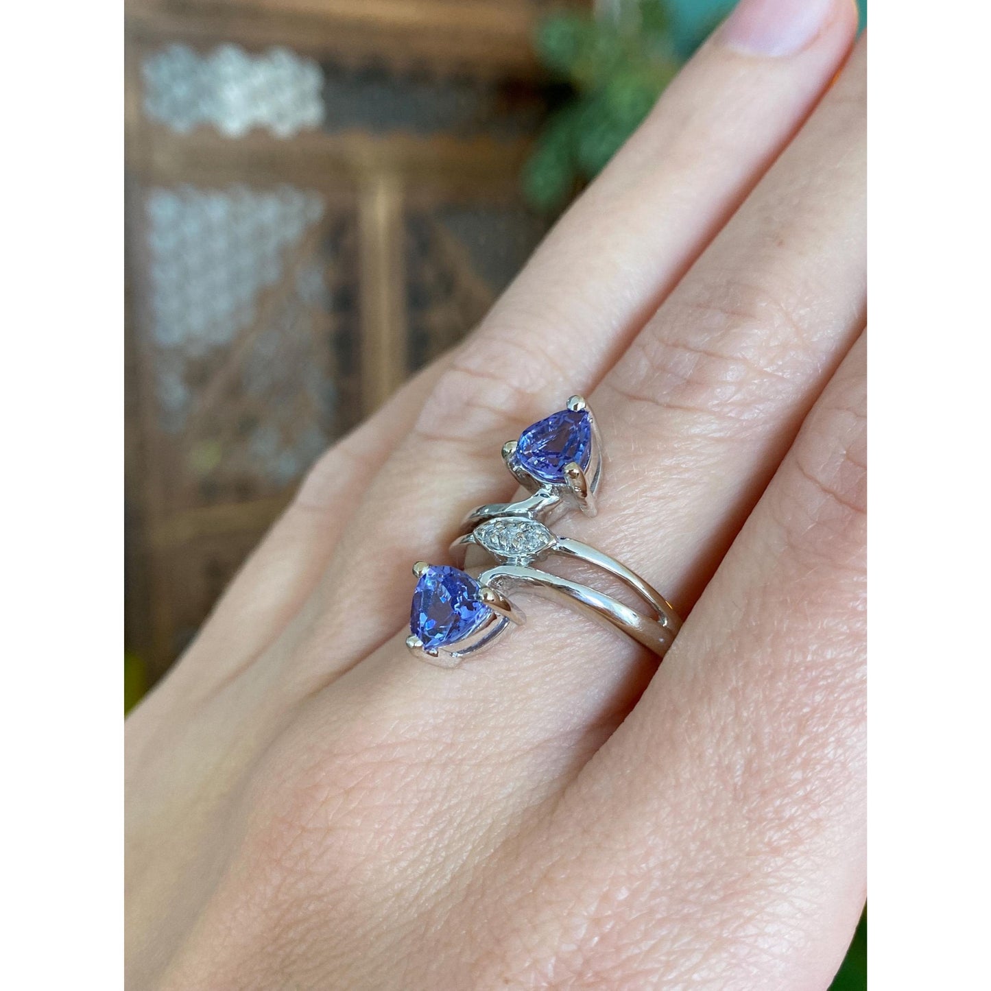 Solid 18k White Gold Diamond Tanzanite Ring - Size 6.75