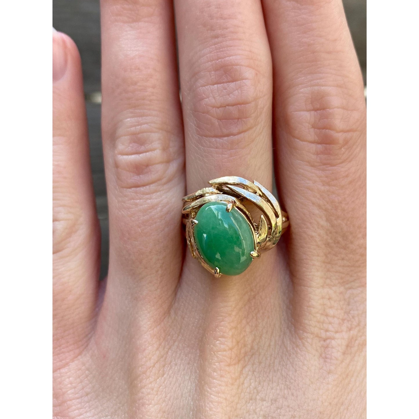 Vintage Solid 14k Yellow Gold Jade Ring - Size 9.25