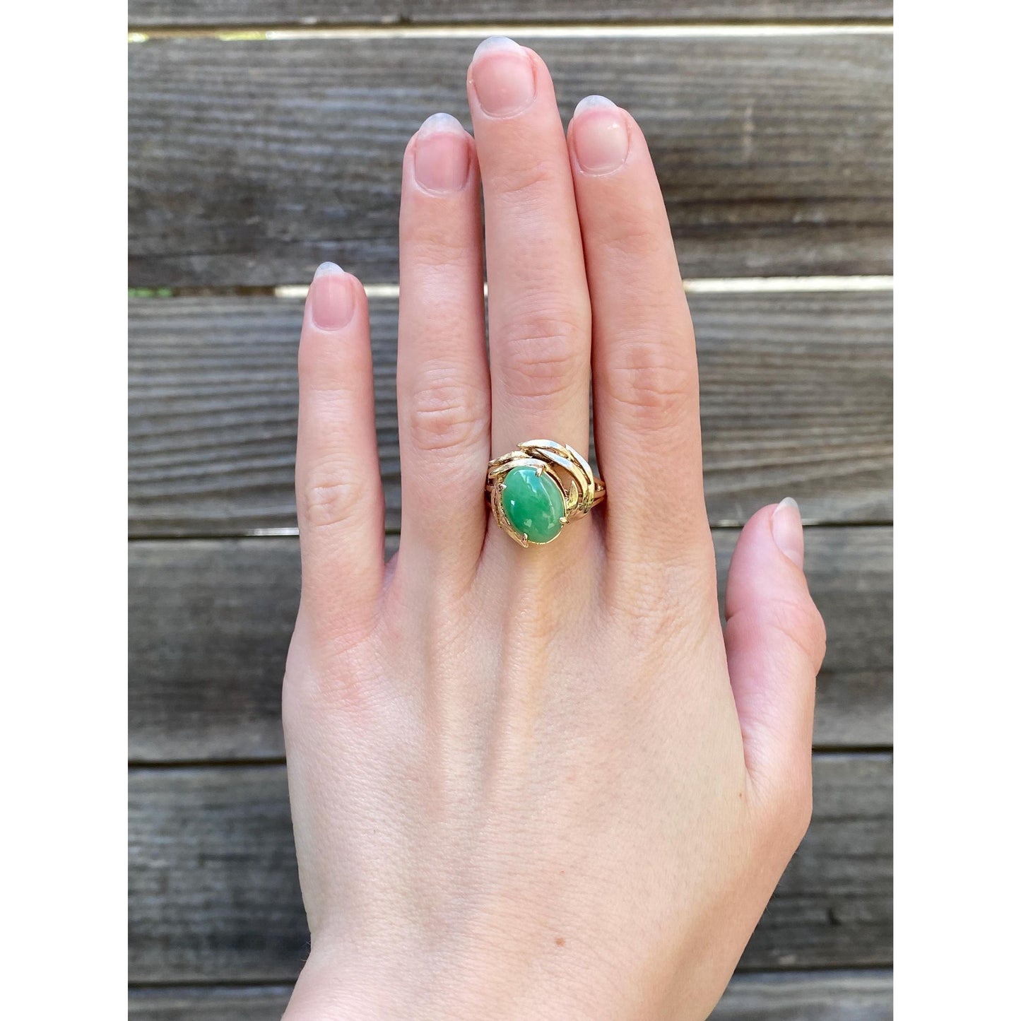 Vintage Solid 14k Yellow Gold Jade Ring - Size 9.25
