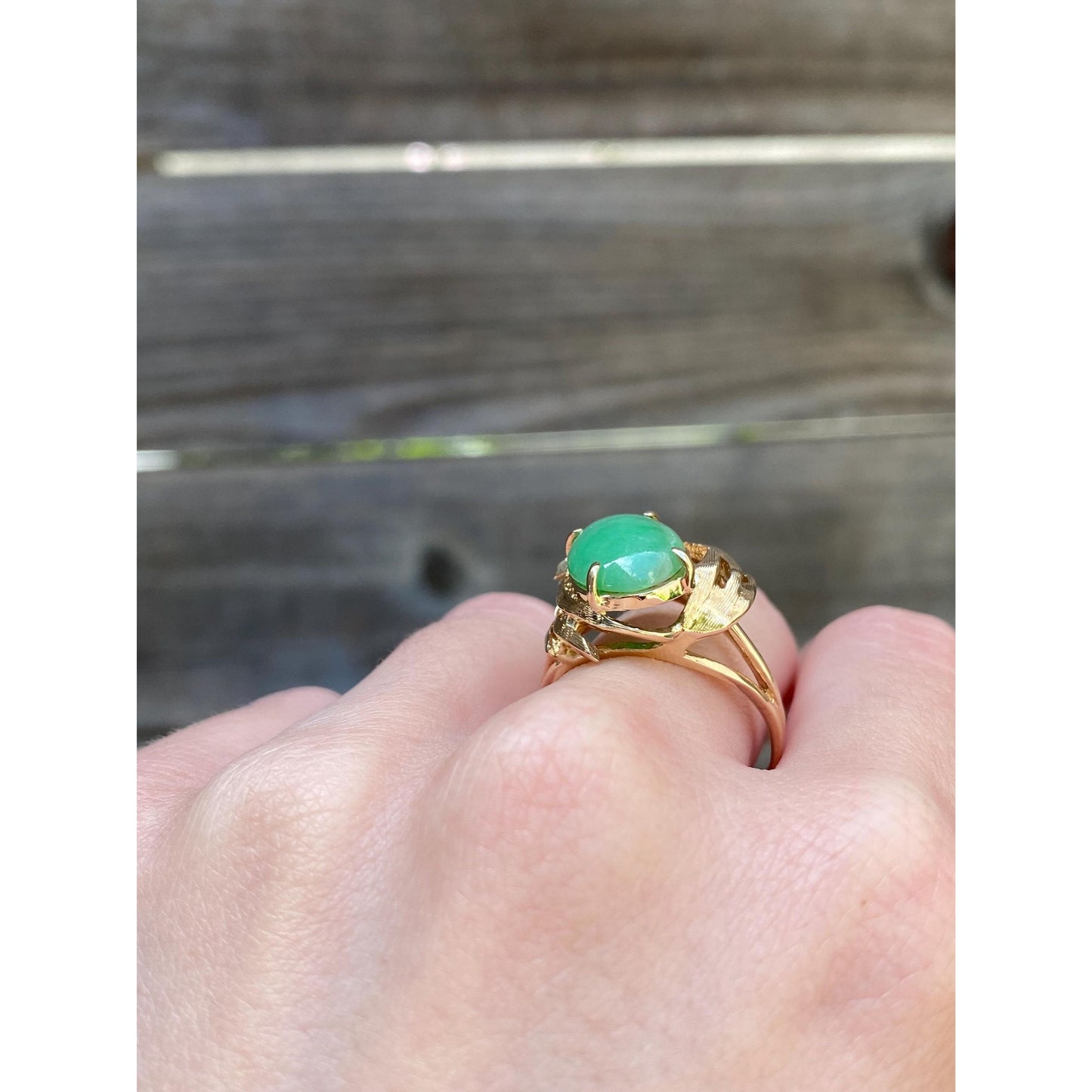 Vintage Solid 14k Yellow Gold Jade Ring - Size 9.25