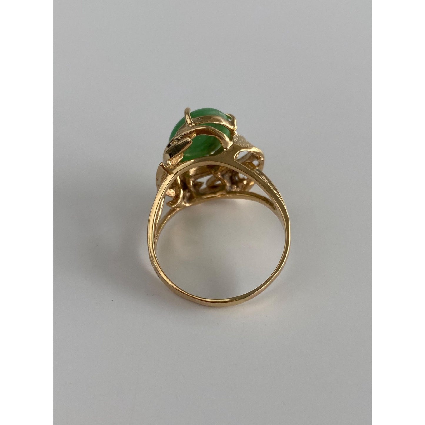 Vintage Solid 14k Yellow Gold Jade Ring - Size 9.25