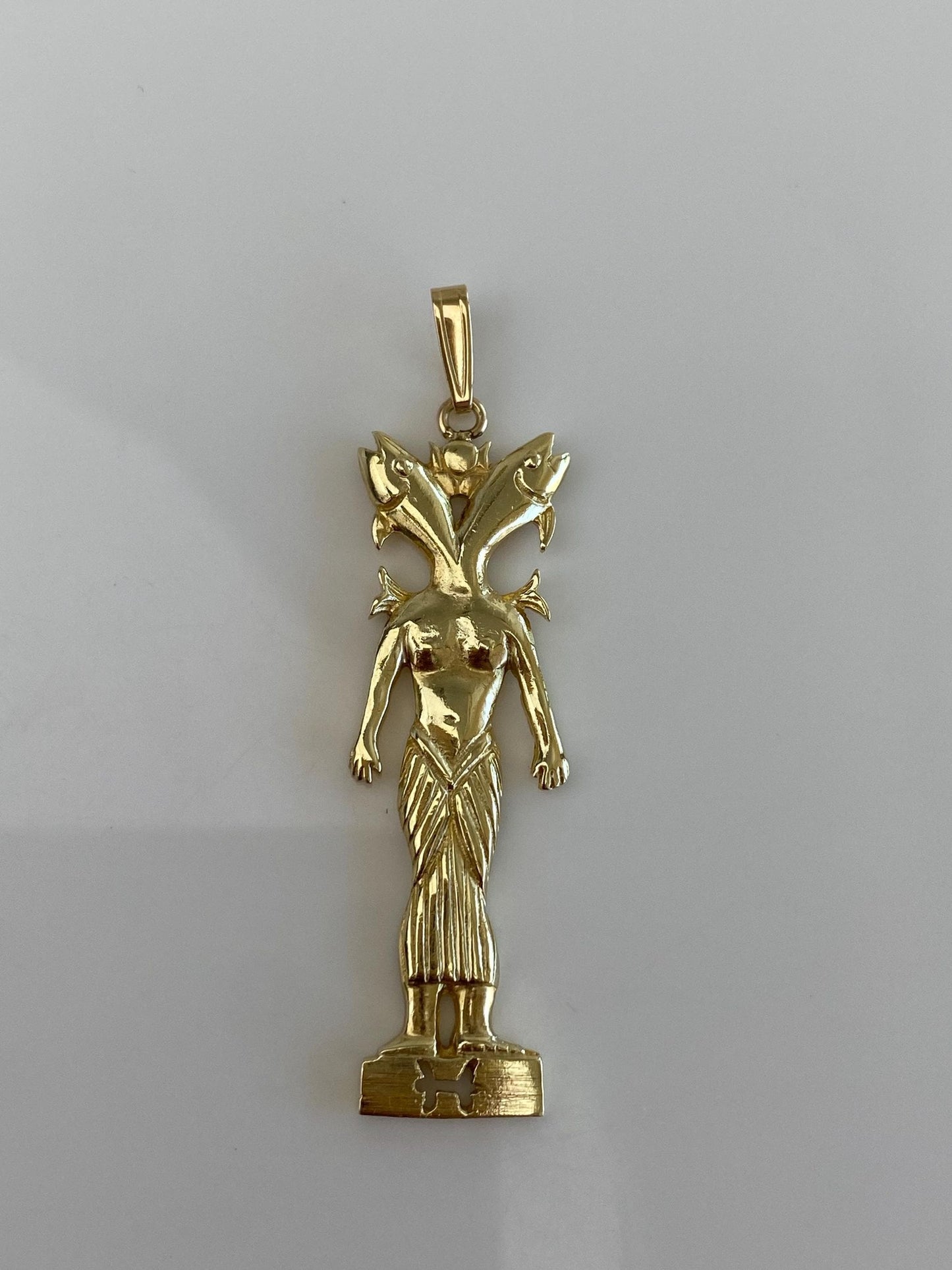 Vintage Solid 14k Yellow Gold Pisces Fish Goddess Charm