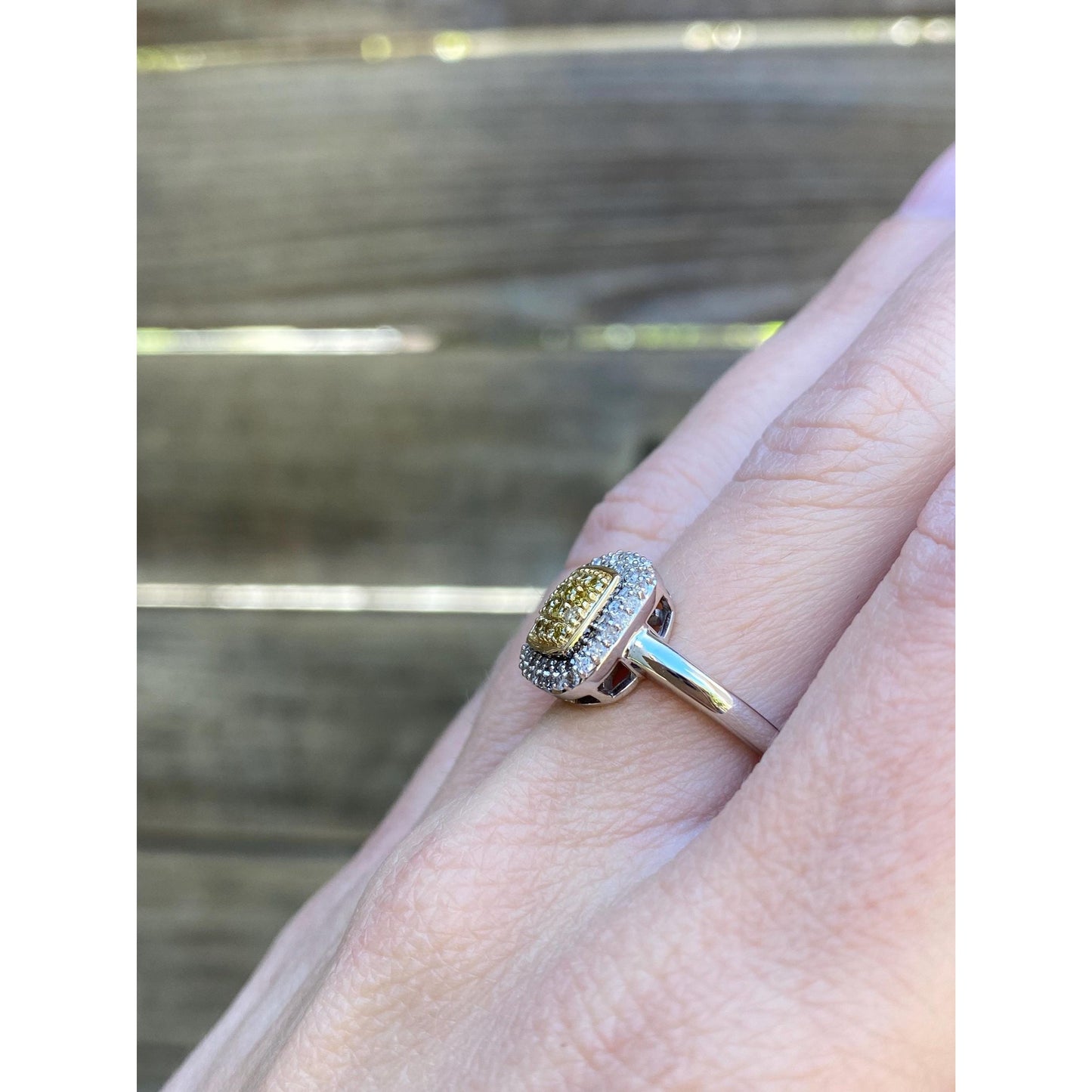 Vintage Solid 14k White & Yellow Gold Diamond Ring - Size 6.75