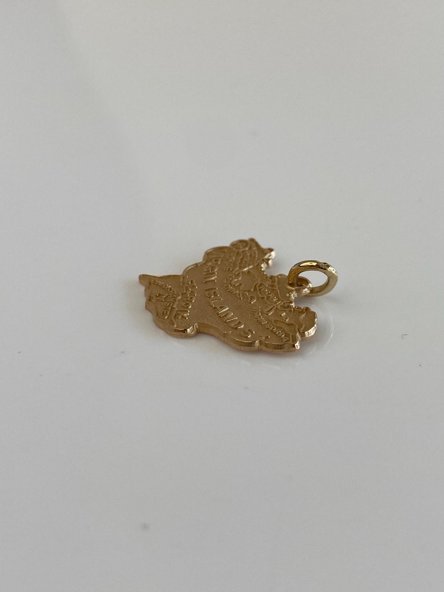 Vintage Solid 14k Yellow Gold Virgin Islands Charm
