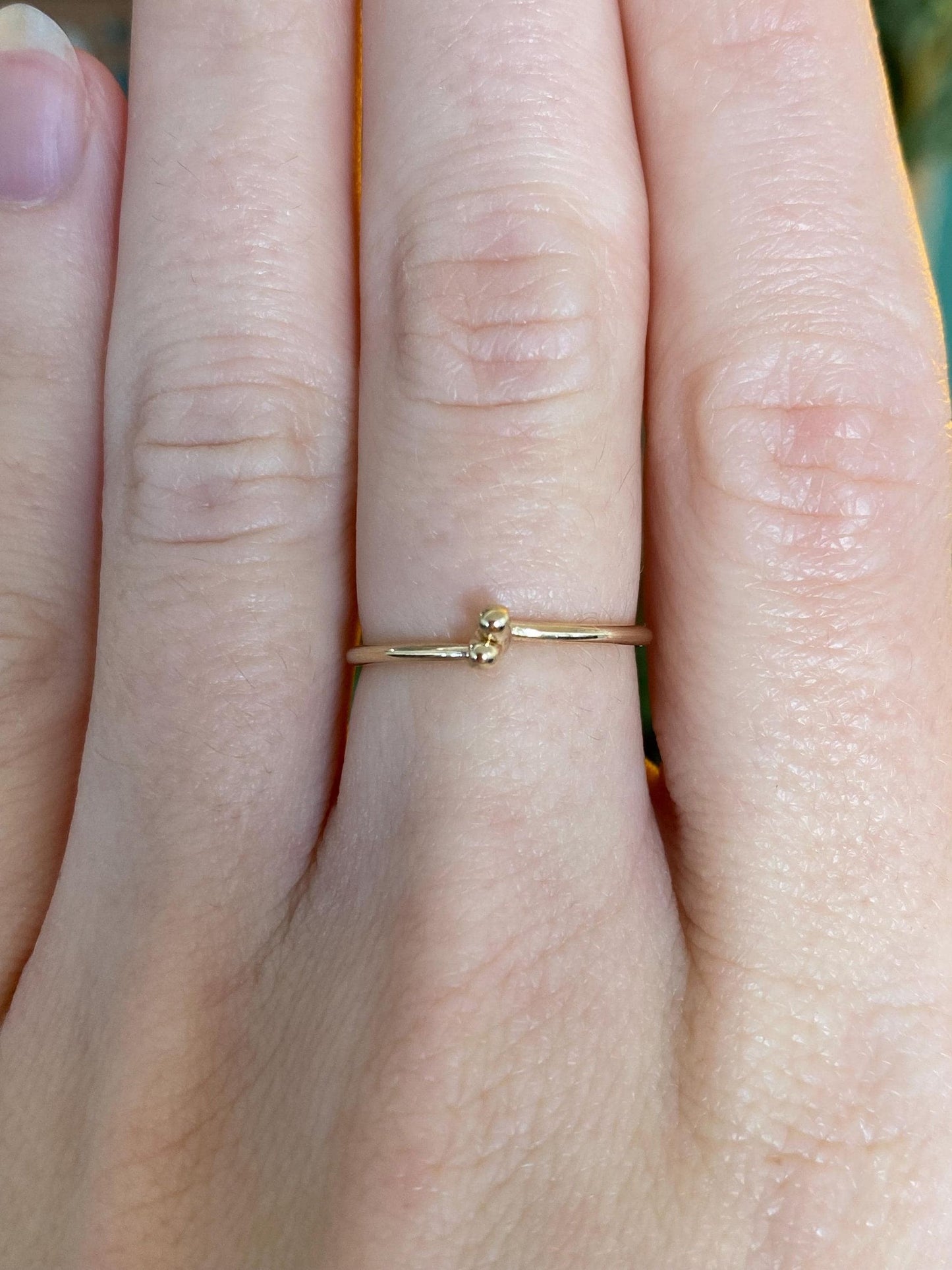 Vintage Solid 14k Yellow Gold Latch Ball Design Ring Band - Size 5.5