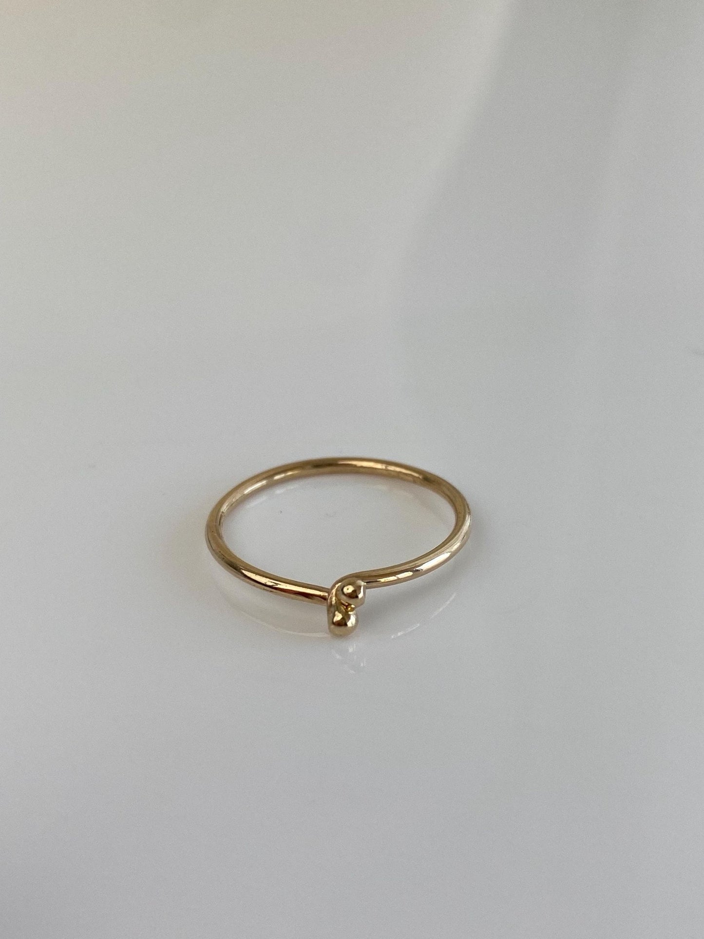 Vintage Solid 14k Yellow Gold Latch Ball Design Ring Band - Size 5.5