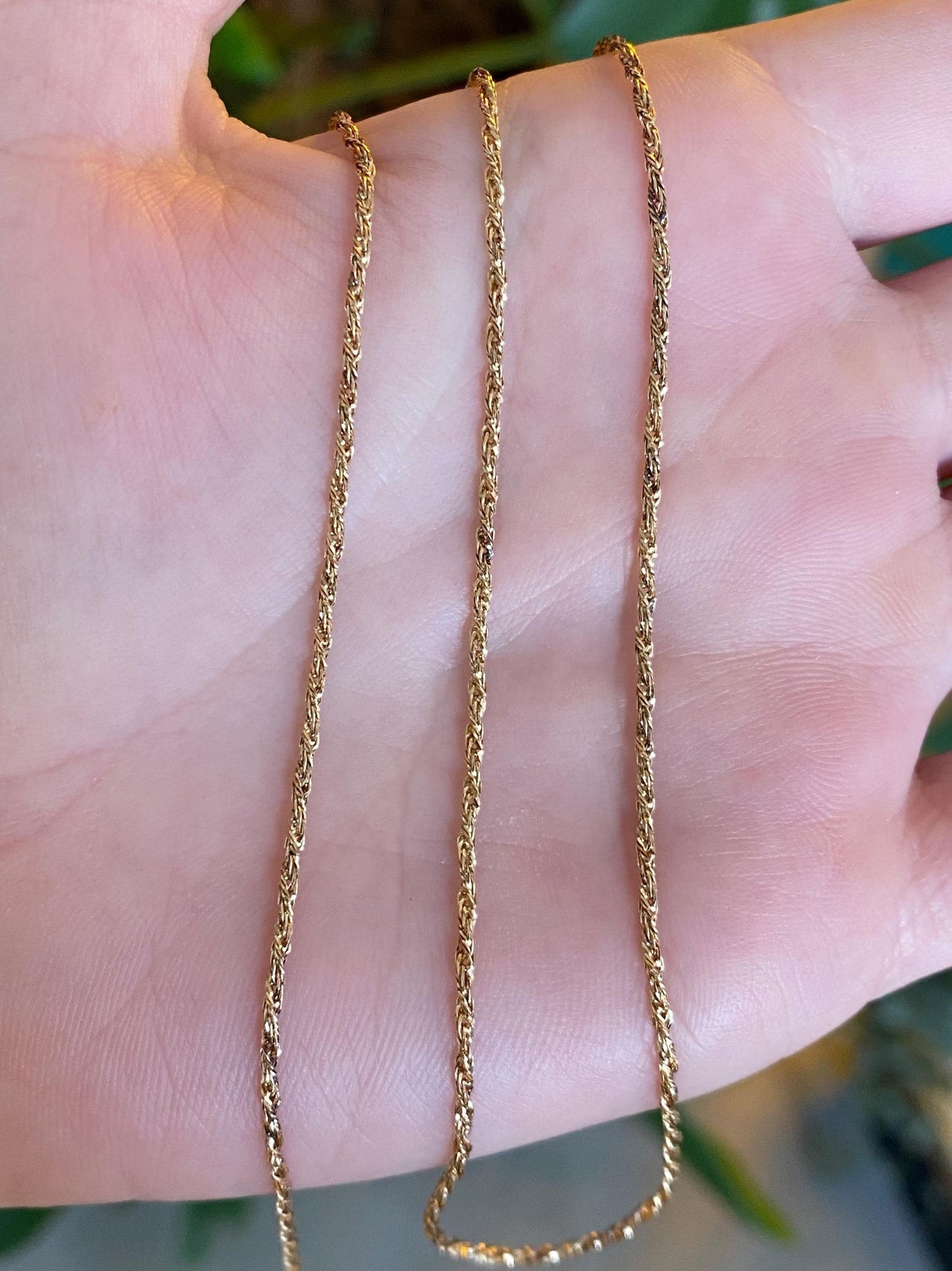 Vintage Solid 14k Yellow Gold Twist Style Chain Necklace - 22 inches