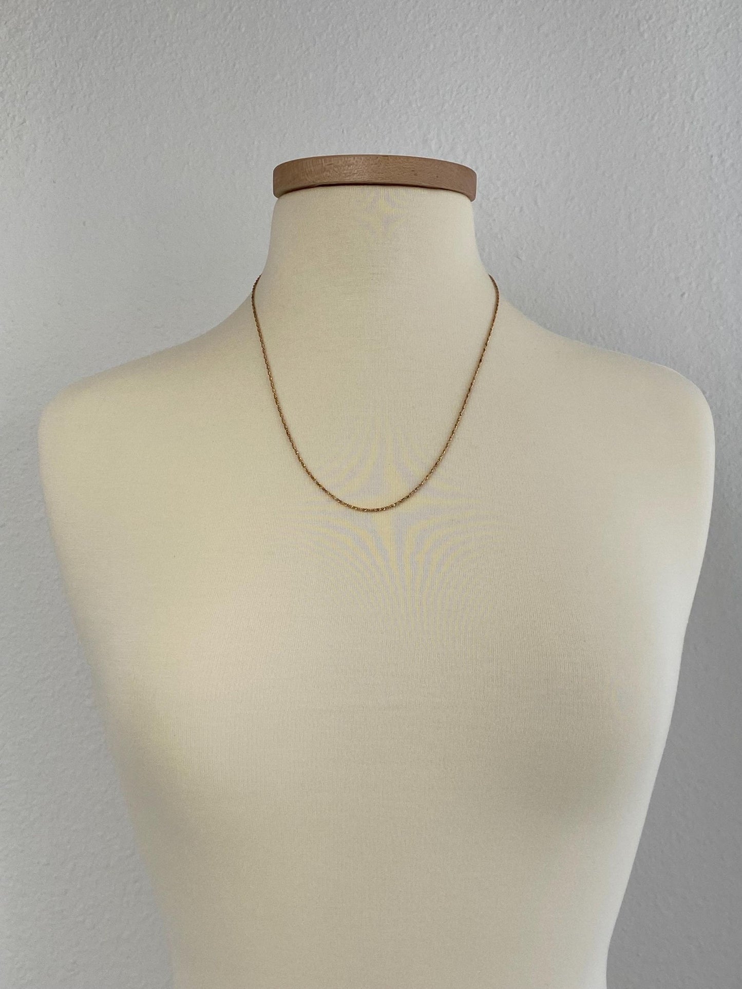Vintage Solid 14k Yellow Gold Twist Style Chain Necklace - 22 inches