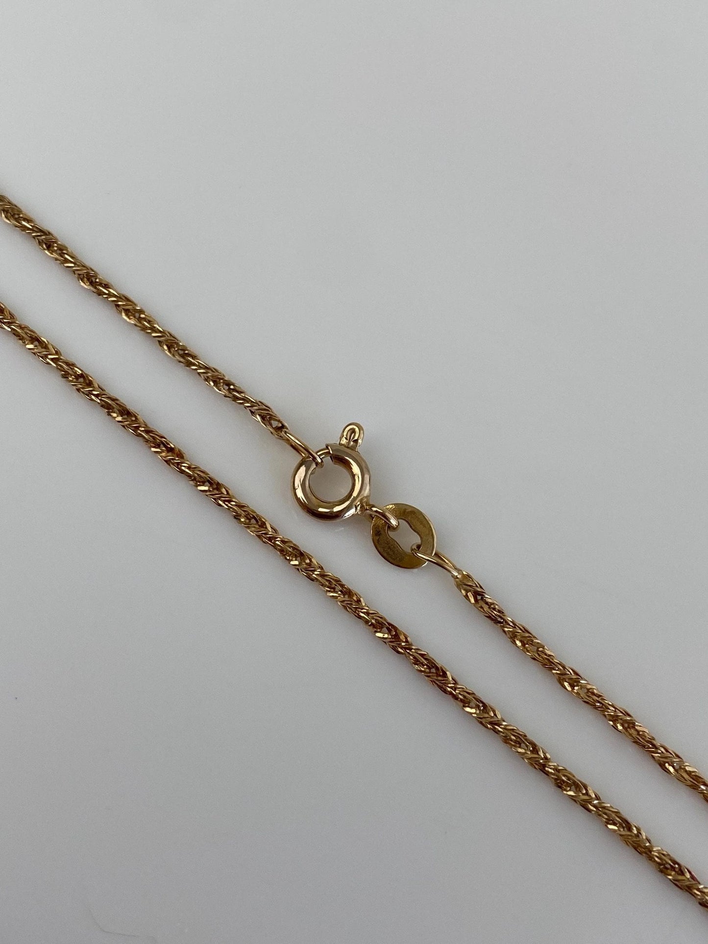 Vintage Solid 14k Yellow Gold Twist Style Chain Necklace - 22 inches