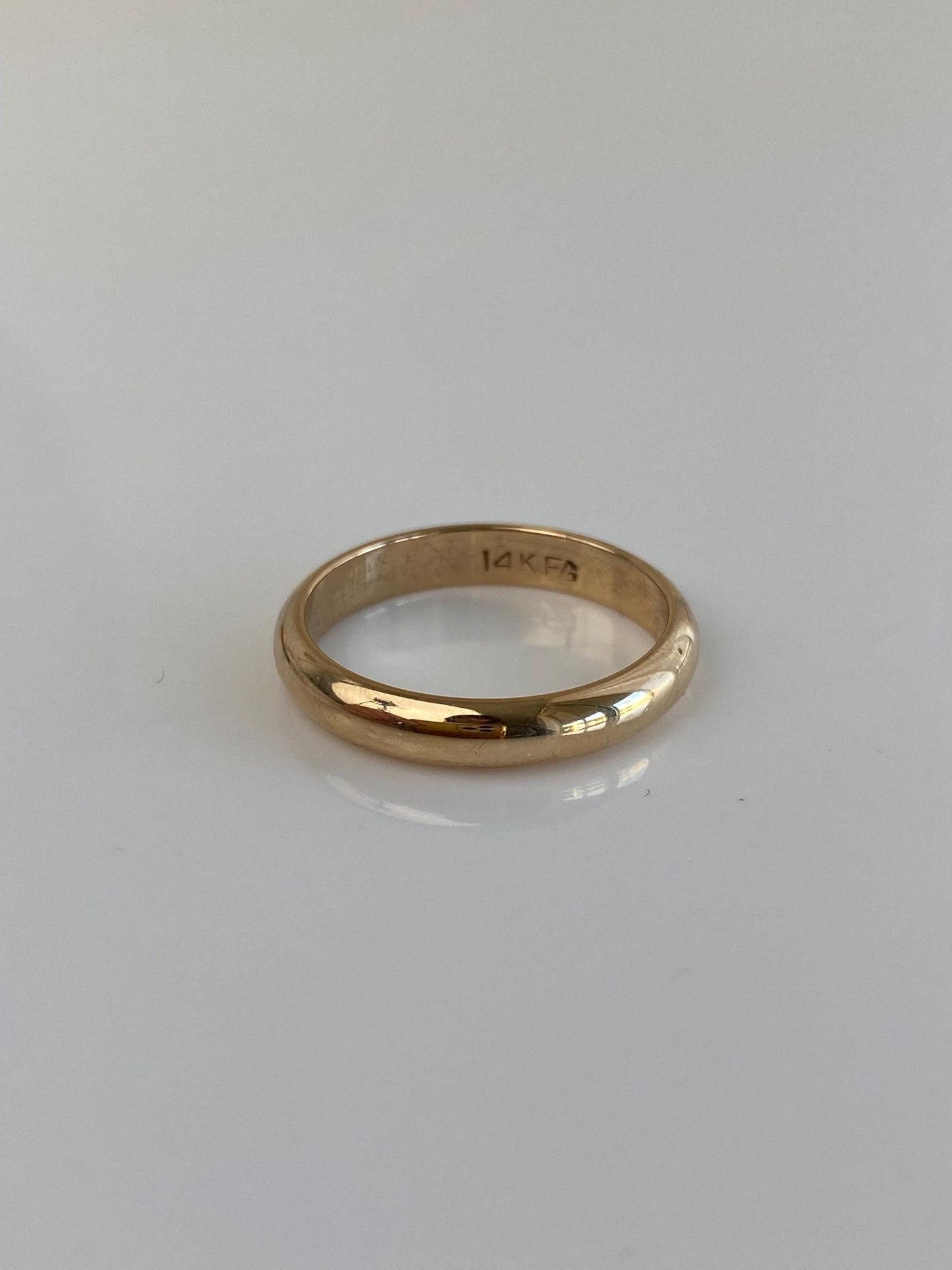Vintage Solid 14k Yellow Gold Ring Band - Size 7.75