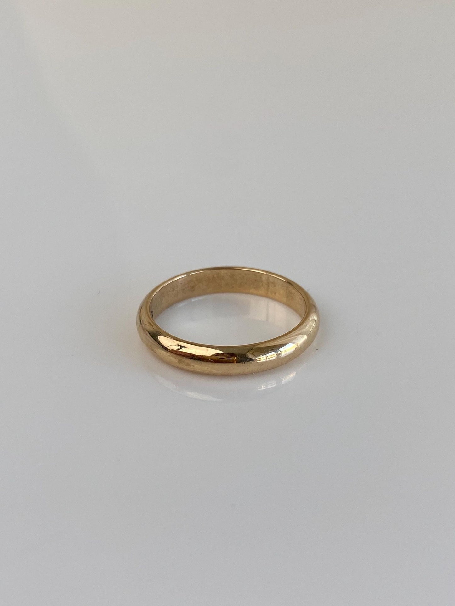 Vintage Solid 14k Yellow Gold Ring Band - Size 7.75