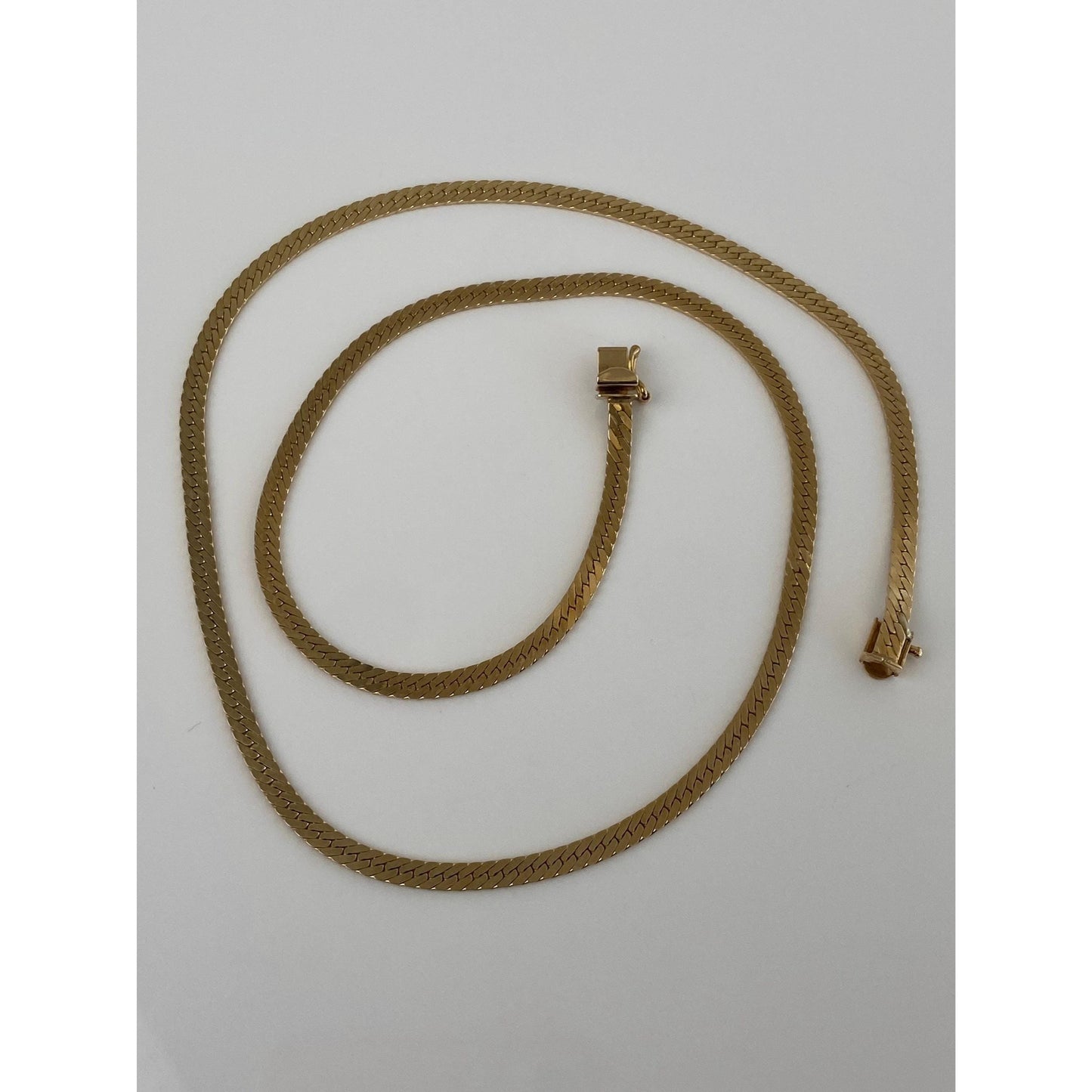 Vintage Solid 14k Yellow Gold Herringbone Chain Necklace - 20 inches