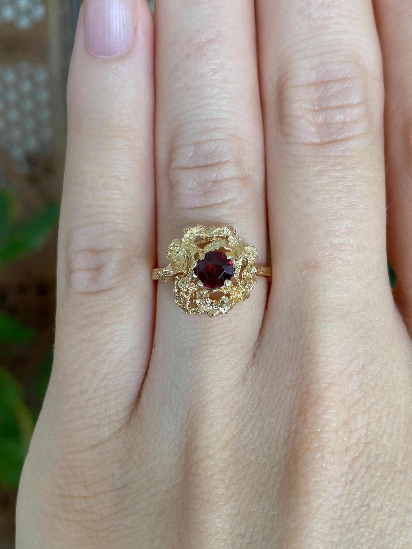 Vintage Solid 10k Yellow Gold Garnet Ring - Size 6