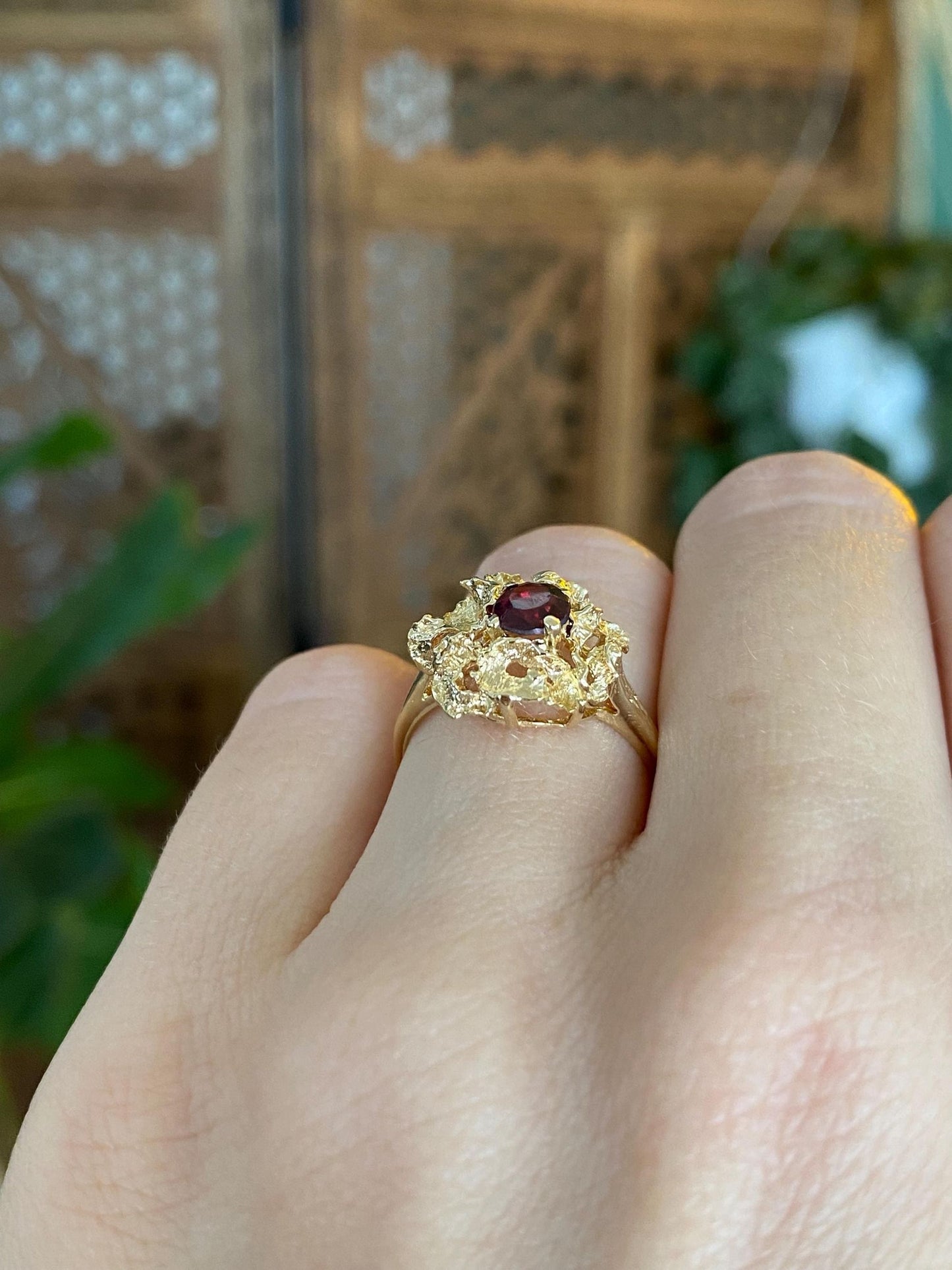 Vintage Solid 10k Yellow Gold Garnet Ring - Size 6
