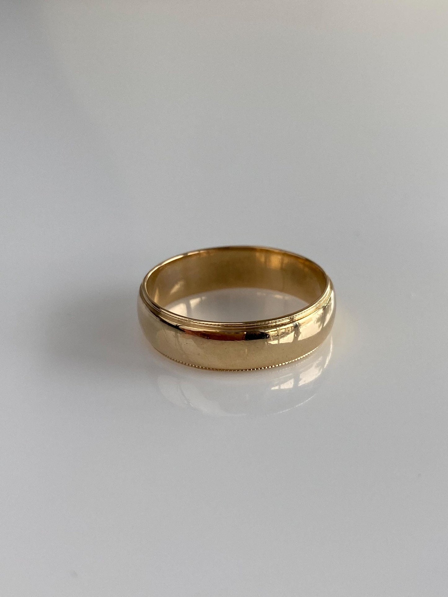 Vintage Solid 14k Yellow Gold Milgrain Ring Band - Size 8.5