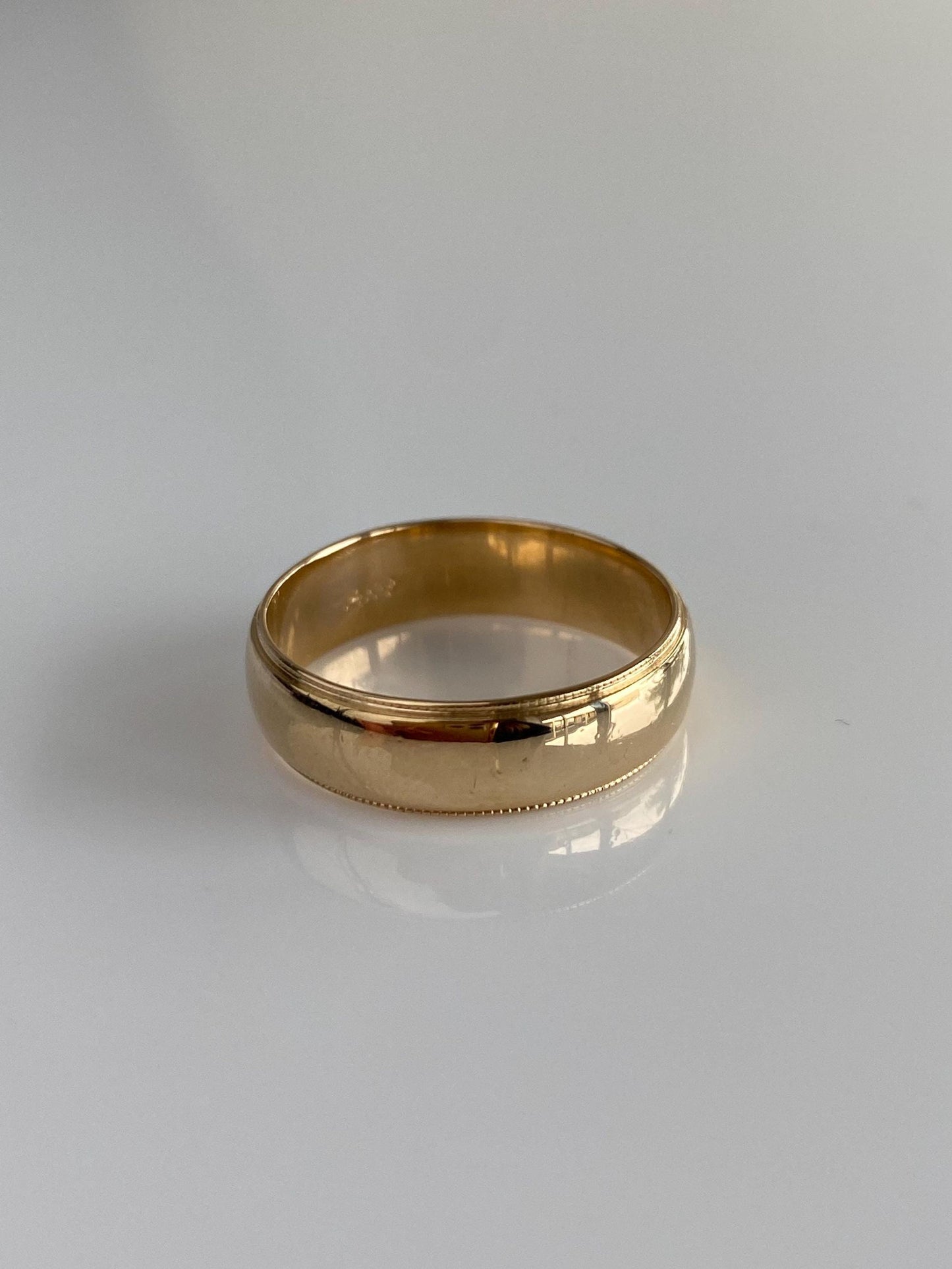 Vintage Solid 14k Yellow Gold Milgrain Ring Band - Size 8.5