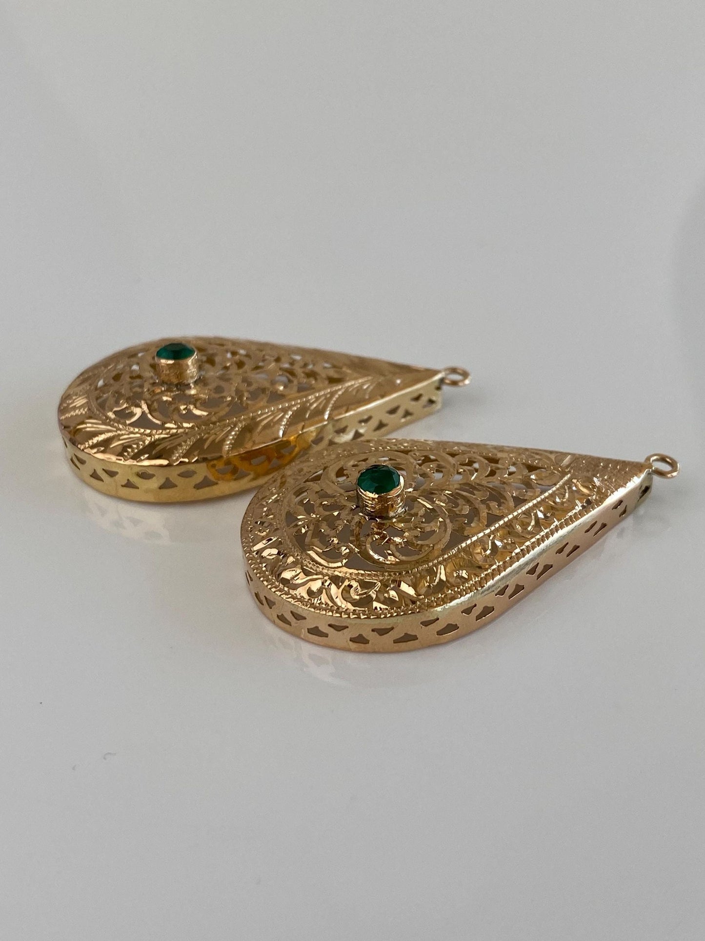 Vintage Solid 18k Yellow Gold Emerald Diamond Cut Teardrop Earring Jackets