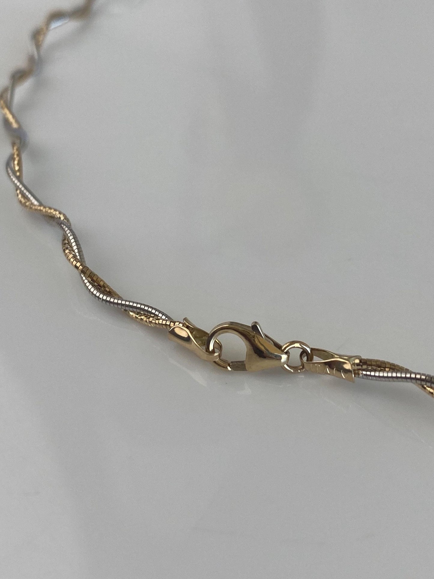 Vintage Solid 14k White & Yellow Gold Springy Twisted Collar Necklace - 16.5 inches
