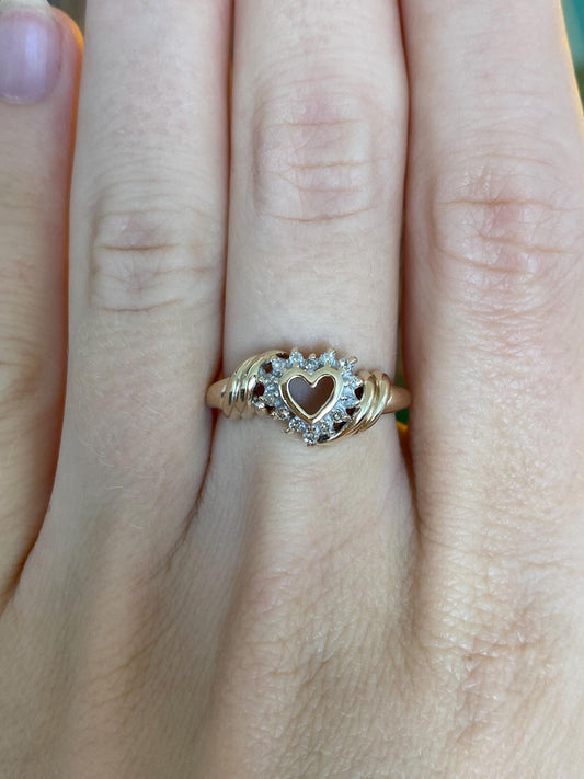Vintage Solid 10k Yellow Gold Diamond Heart Ring - Size 6.75