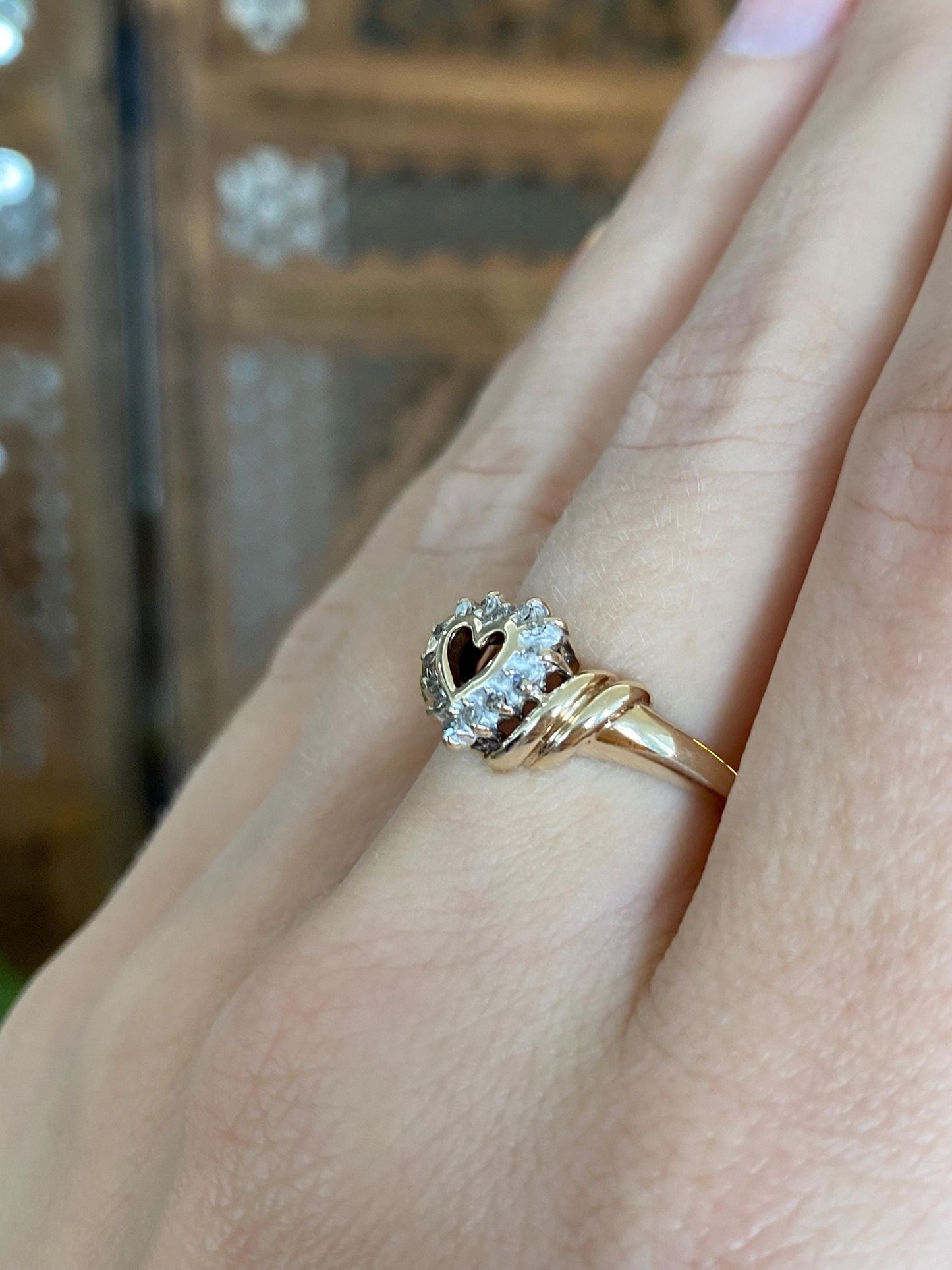 Vintage Solid 10k Yellow Gold Diamond Heart Ring - Size 6.75