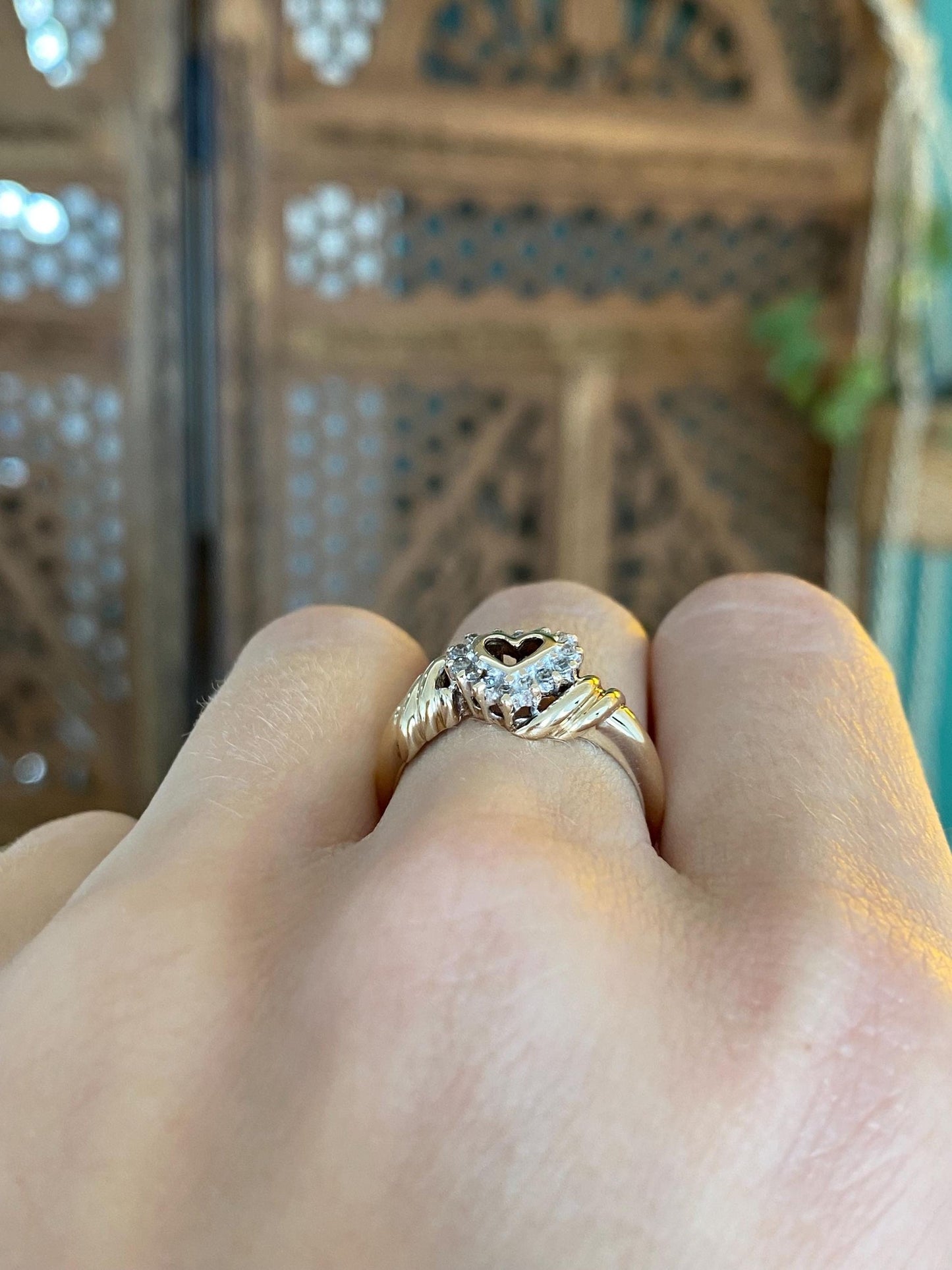 Vintage Solid 10k Yellow Gold Diamond Heart Ring - Size 6.75