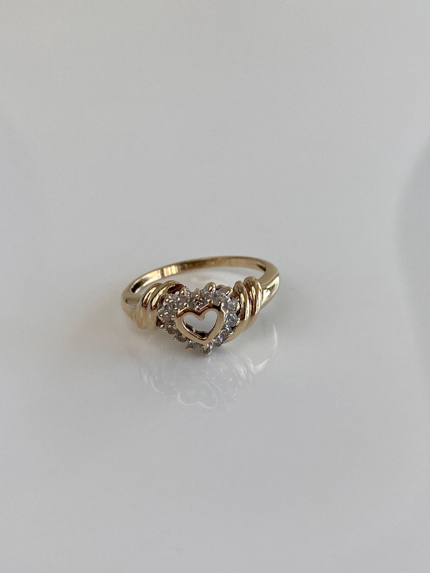 Vintage Solid 10k Yellow Gold Diamond Heart Ring - Size 6.75