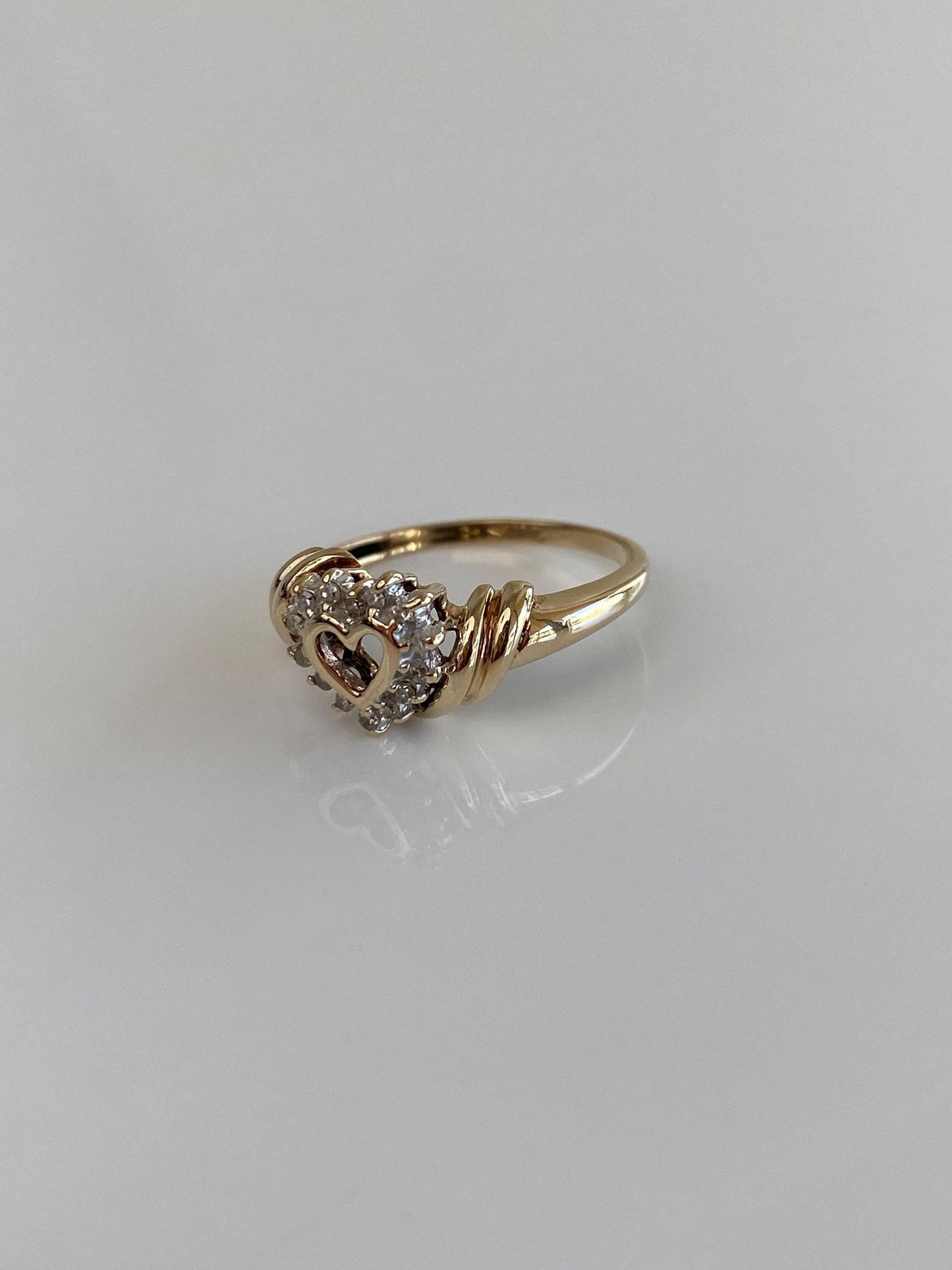 Vintage Solid 10k Yellow Gold Diamond Heart Ring - Size 6.75