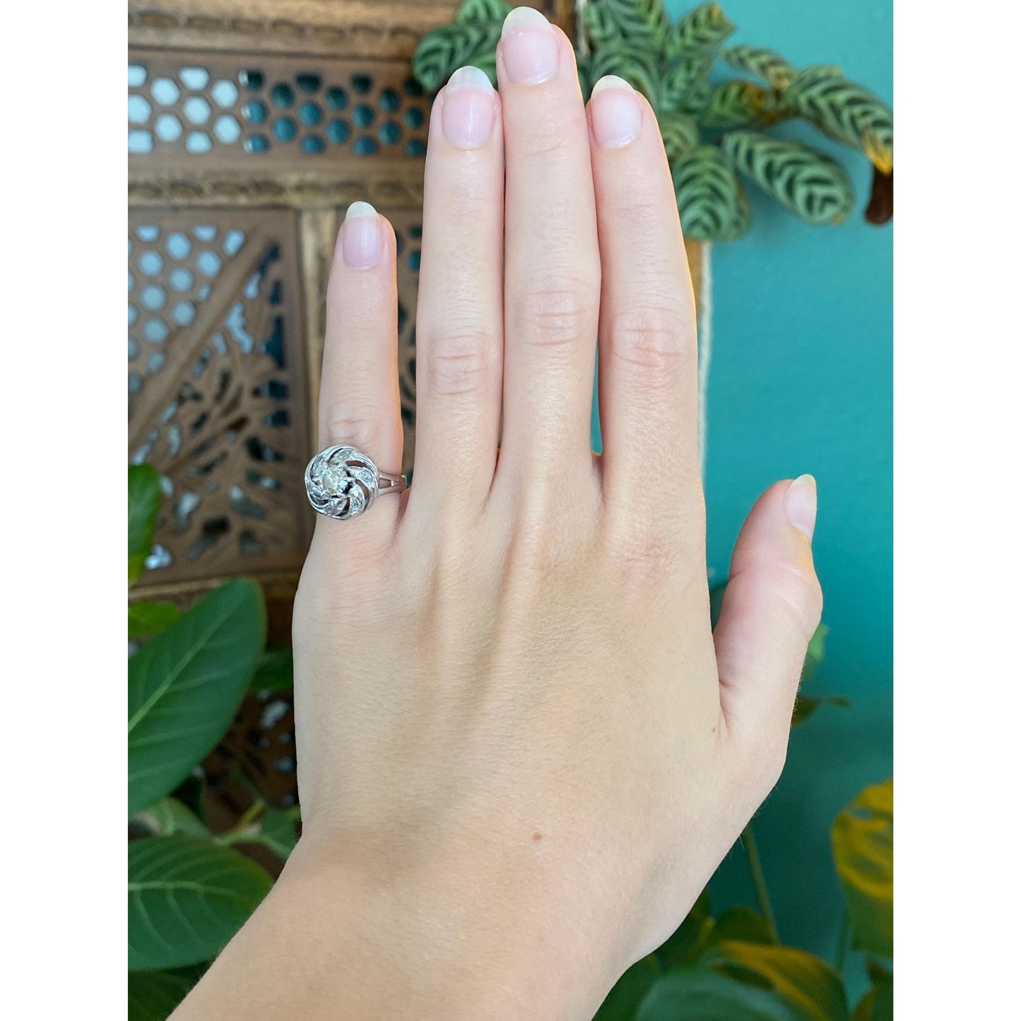 Vintage Solid 14k White Gold Diamond Ring - Size 4