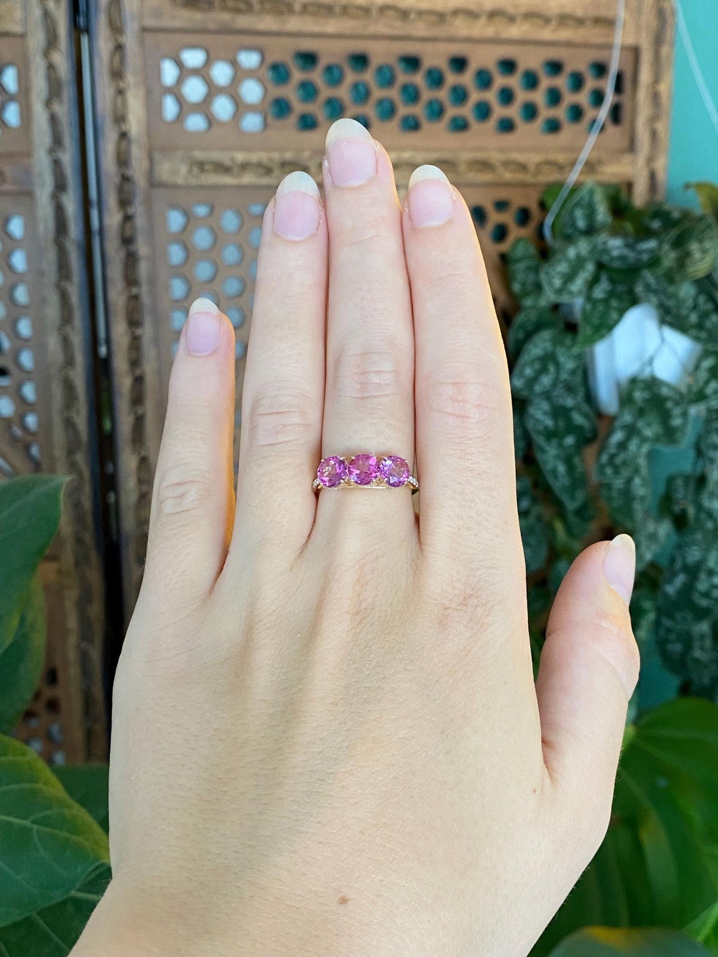 Vintage Solid 14k Yellow Gold Pink Sapphire Diamond Row Ring - Size 7