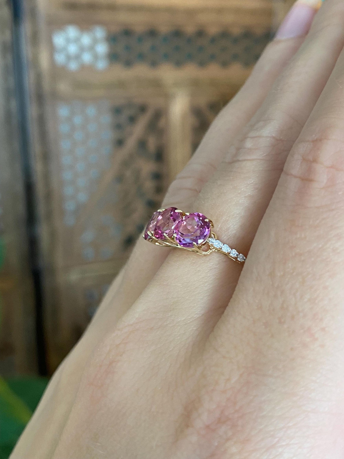 Vintage Solid 14k Yellow Gold Pink Sapphire Diamond Row Ring - Size 7