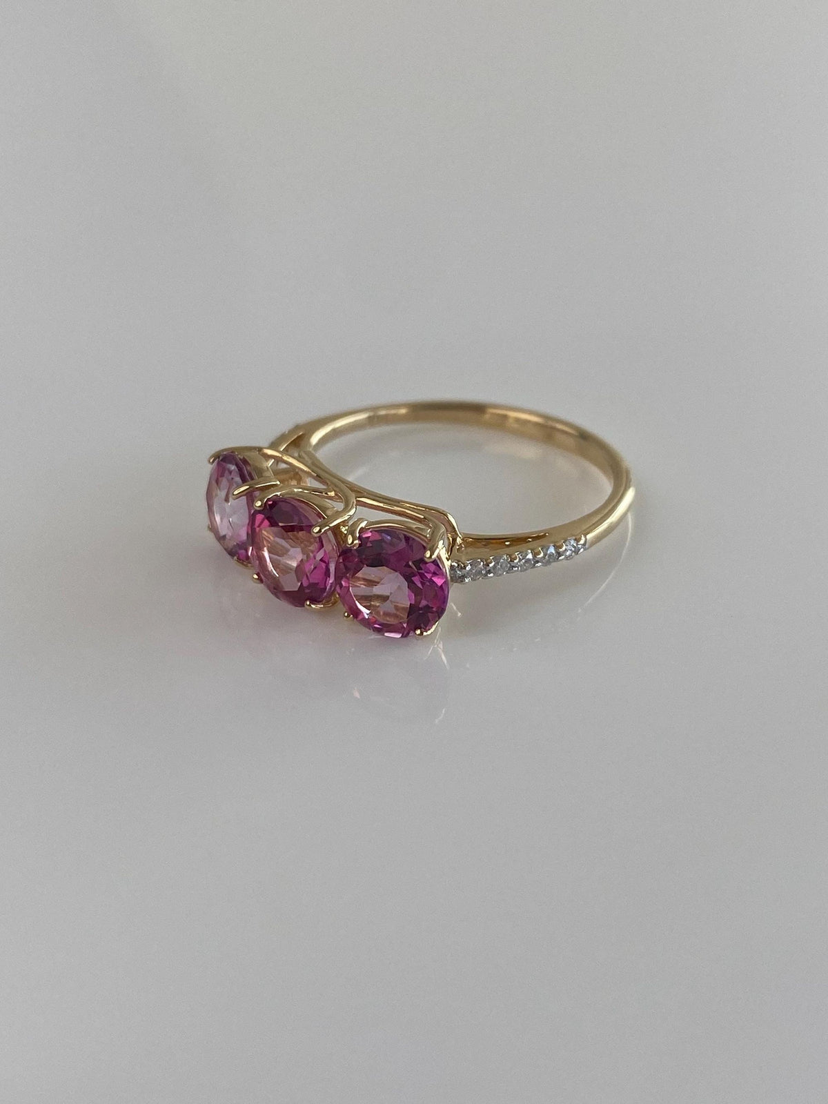 Vintage Solid 14k Yellow Gold Pink Sapphire Diamond Row Ring - Size 7