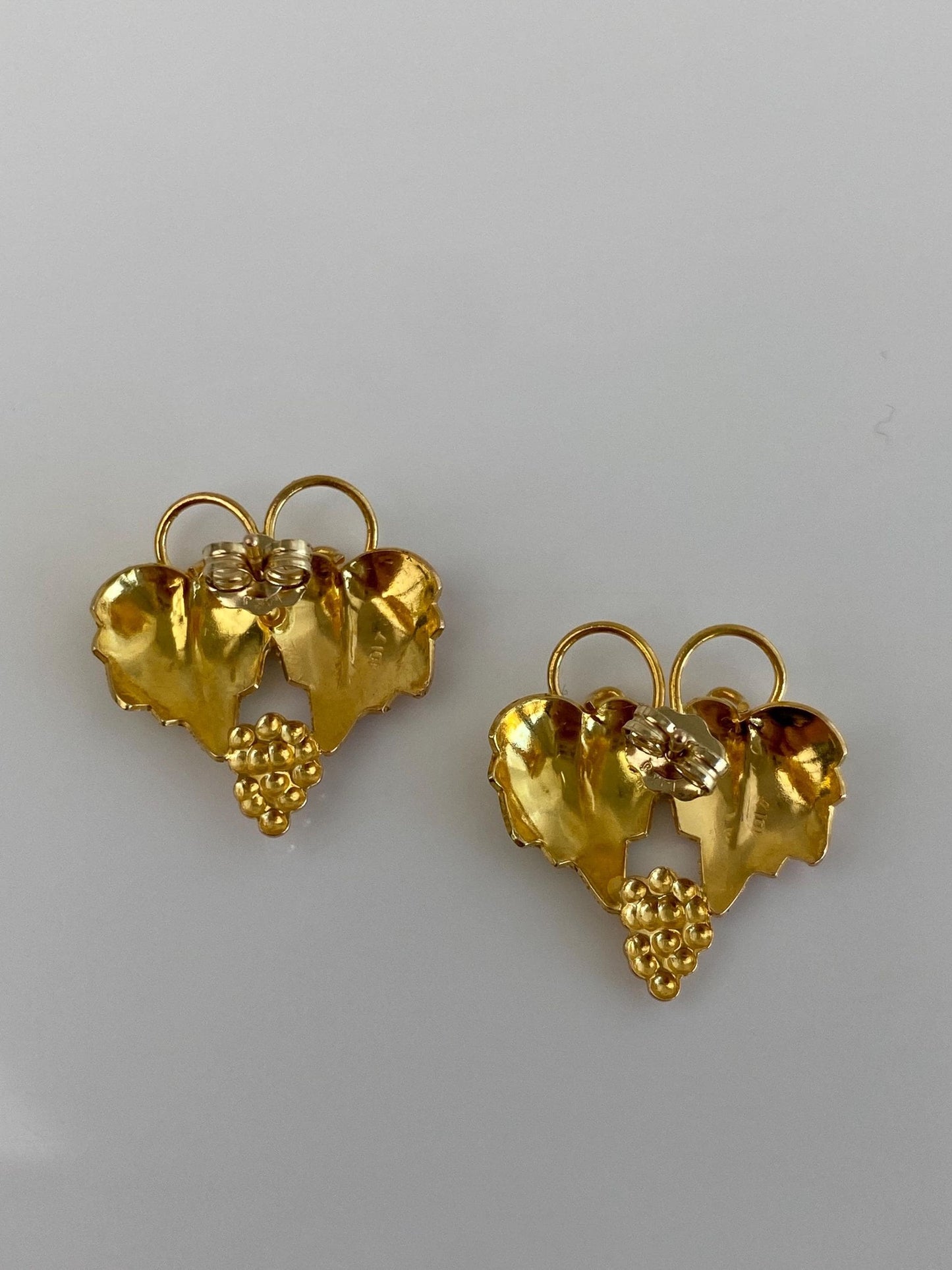 Vintage Solid 10k Black Hills Gold Grape Leaves Stud Earrings