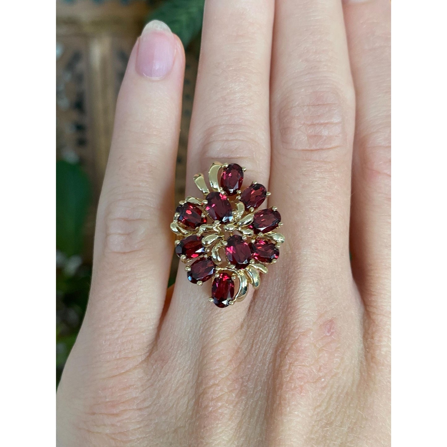 Vintage Solid 14k Yellow Gold Garnet Cluster Ring - Size 4.5
