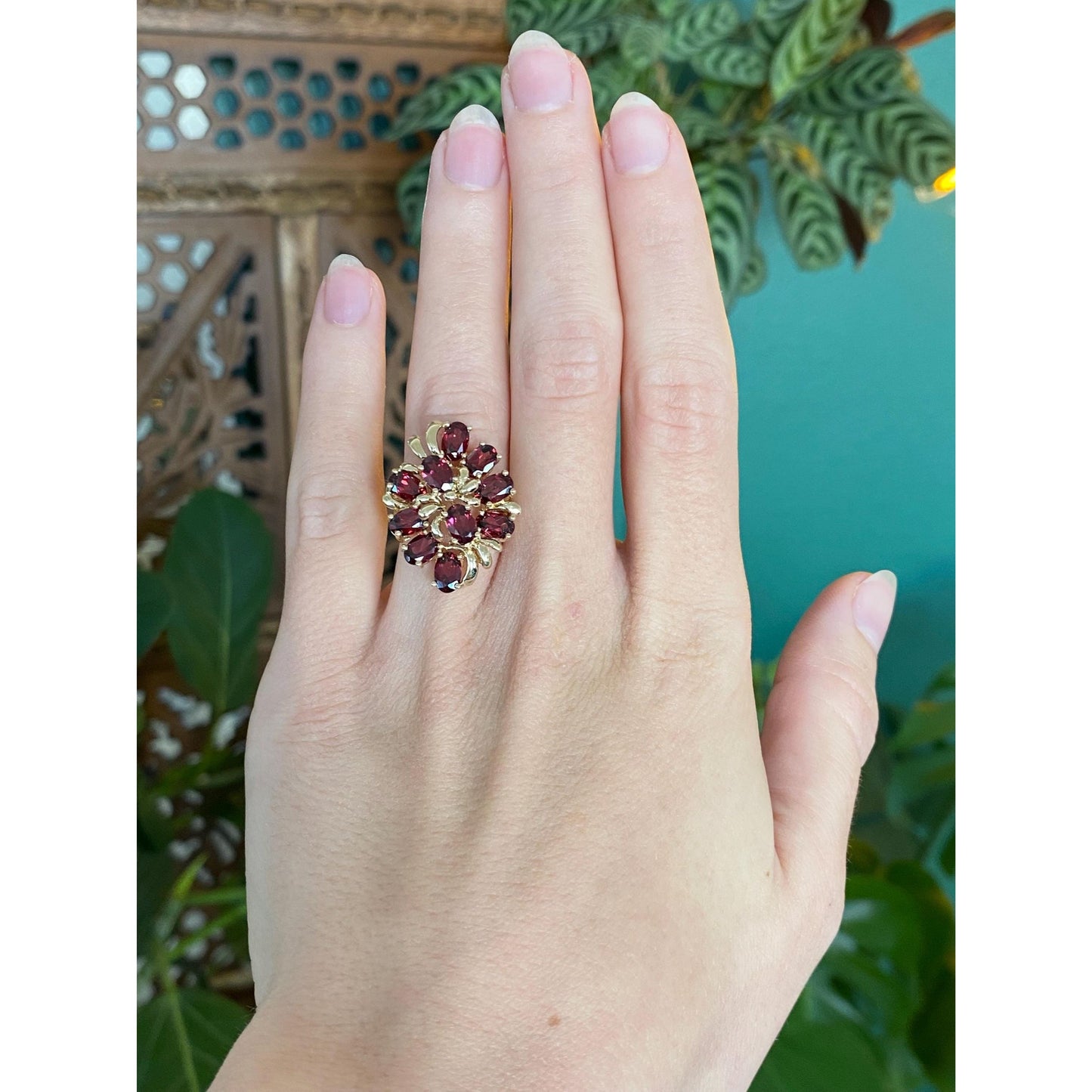Vintage Solid 14k Yellow Gold Garnet Cluster Ring - Size 4.5