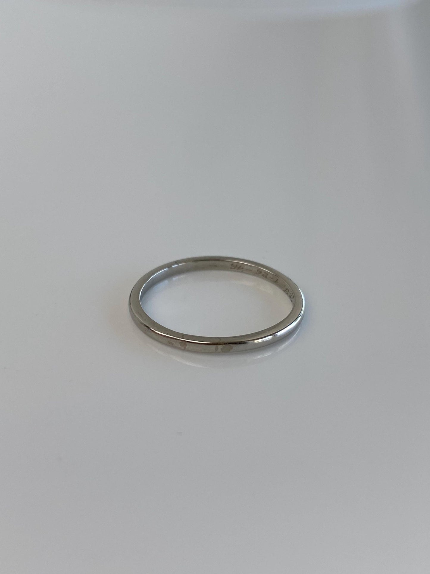 Vintage Solid Platinum Ring Band - Size 5.75