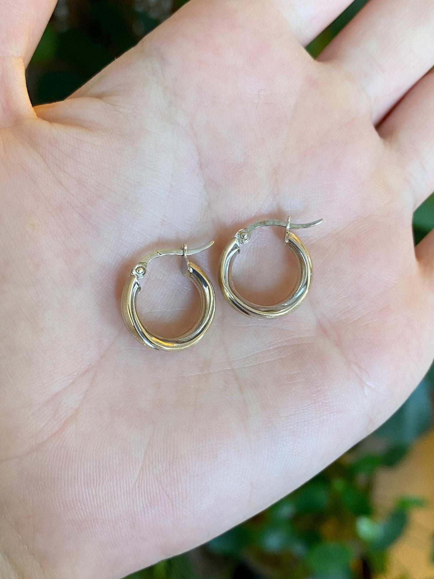 Vintage 14k White & Yellow Gold Designed Hoop Earrings