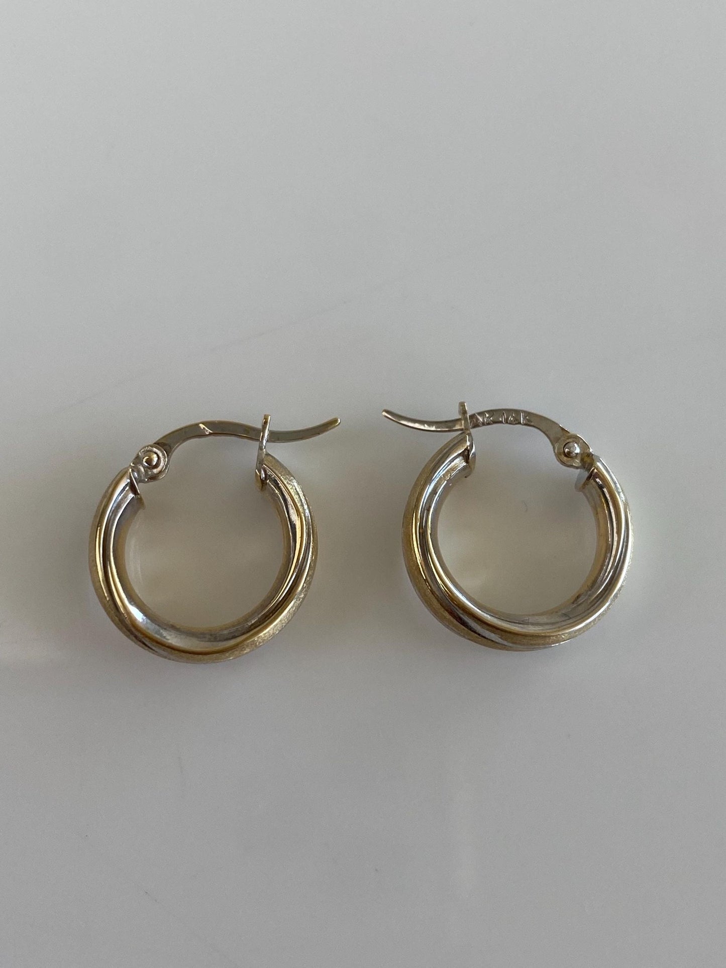 Vintage 14k White & Yellow Gold Designed Hoop Earrings