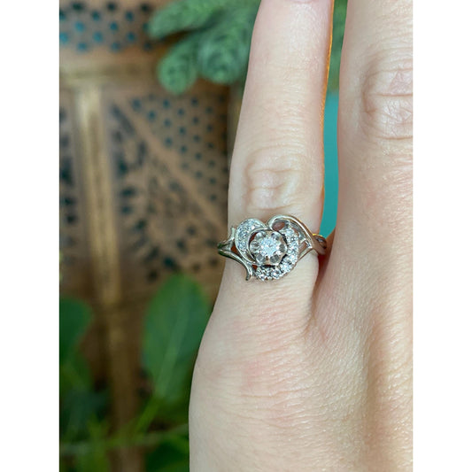 Vintage Solid 14k White Gold Diamond Halo Clear Cubic Zirconia Ring - Size 3.75