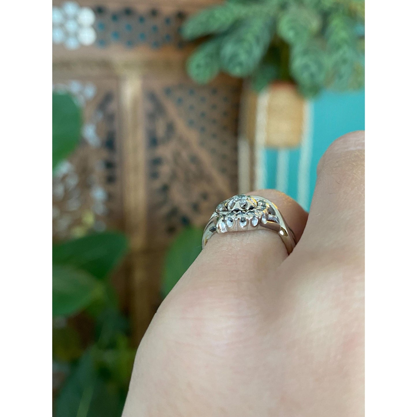 Vintage Solid 14k White Gold Diamond Halo Clear Cubic Zirconia Ring - Size 3.75