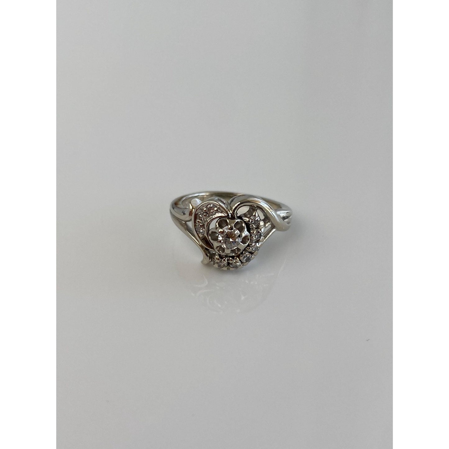Vintage Solid 14k White Gold Diamond Halo Clear Cubic Zirconia Ring - Size 3.75